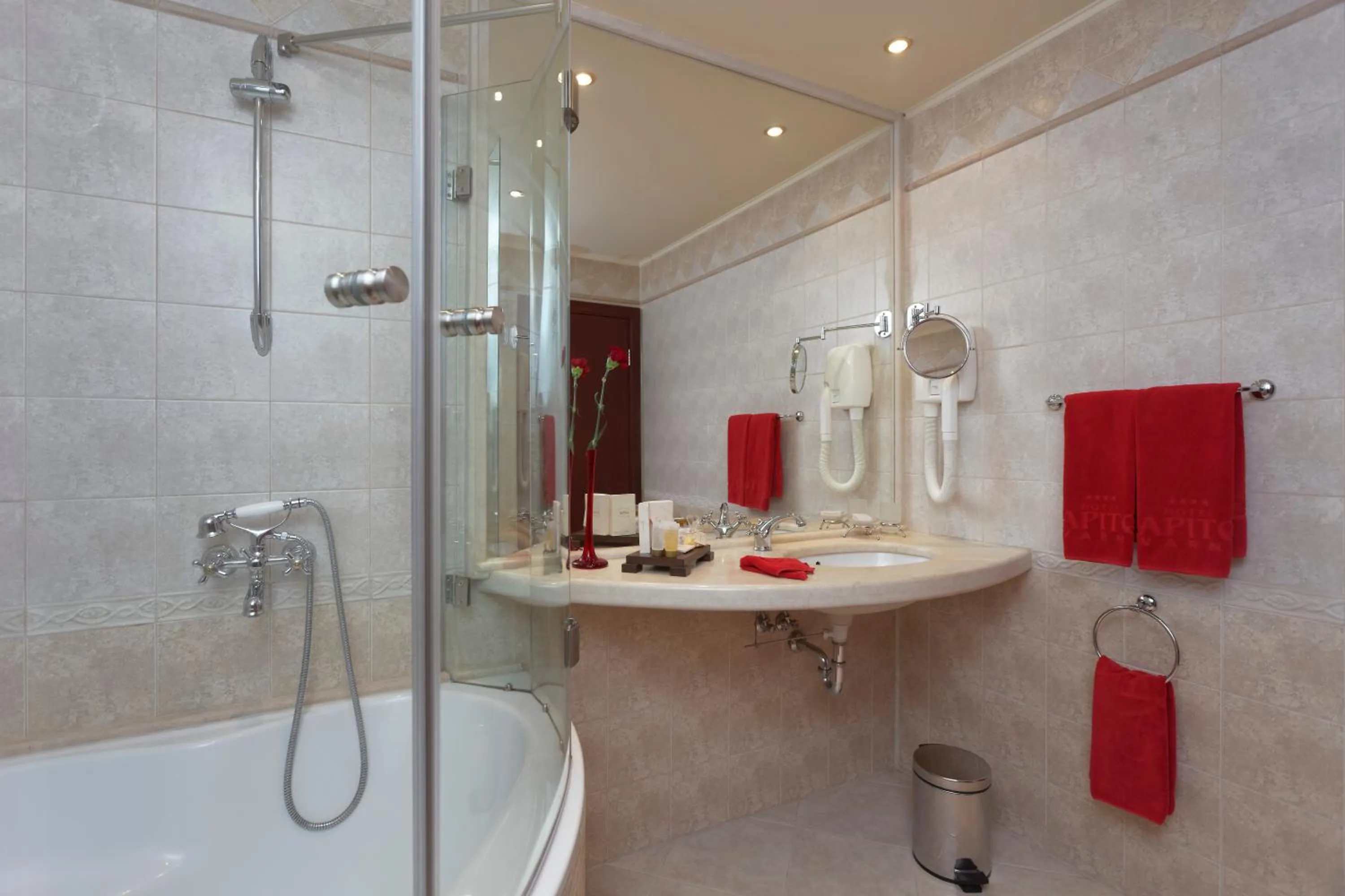 Bathroom in Capitol Hotel