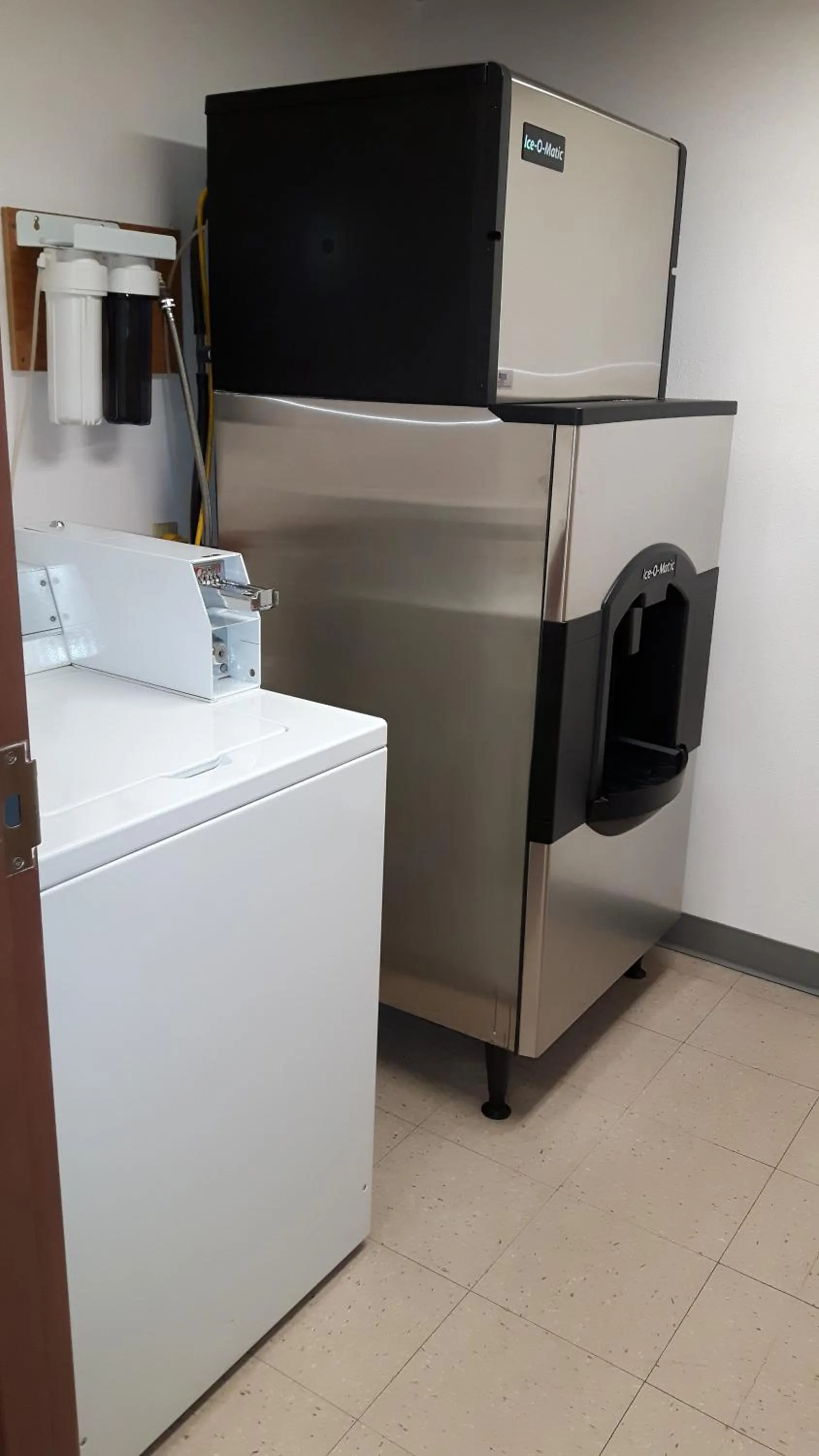 On site in Super 8 by Wyndham Moose Jaw SK