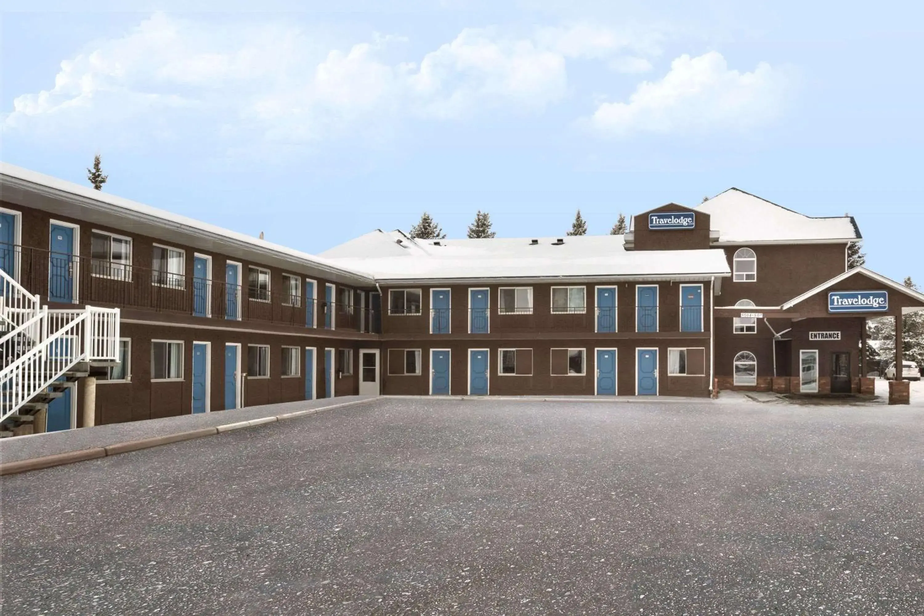 Property building in Travelodge by Wyndham Edmonton Airport Property building in Travelodge by Wyndham Edmonton Airport