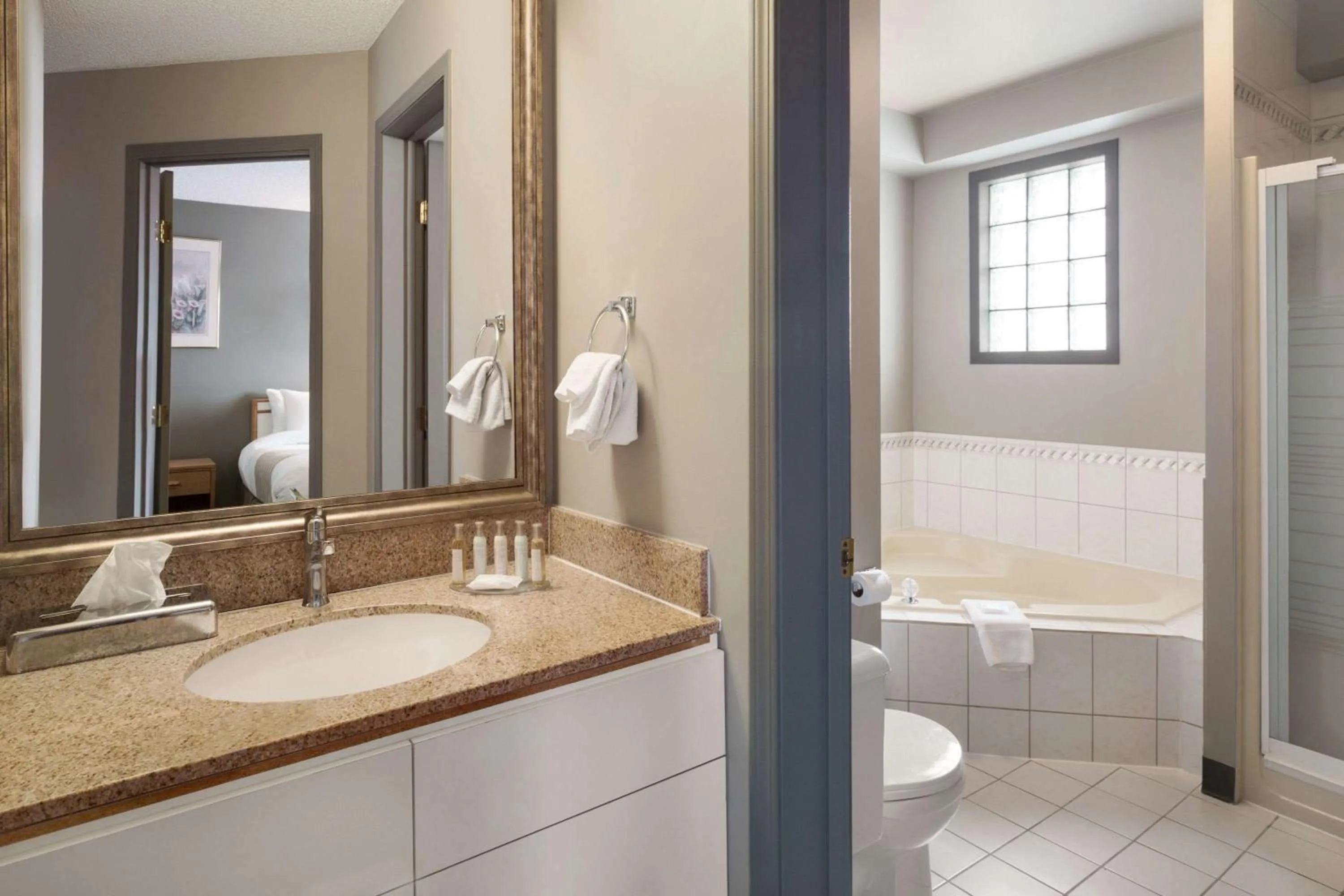 Photo of the whole room in Travelodge by Wyndham Edmonton Airport