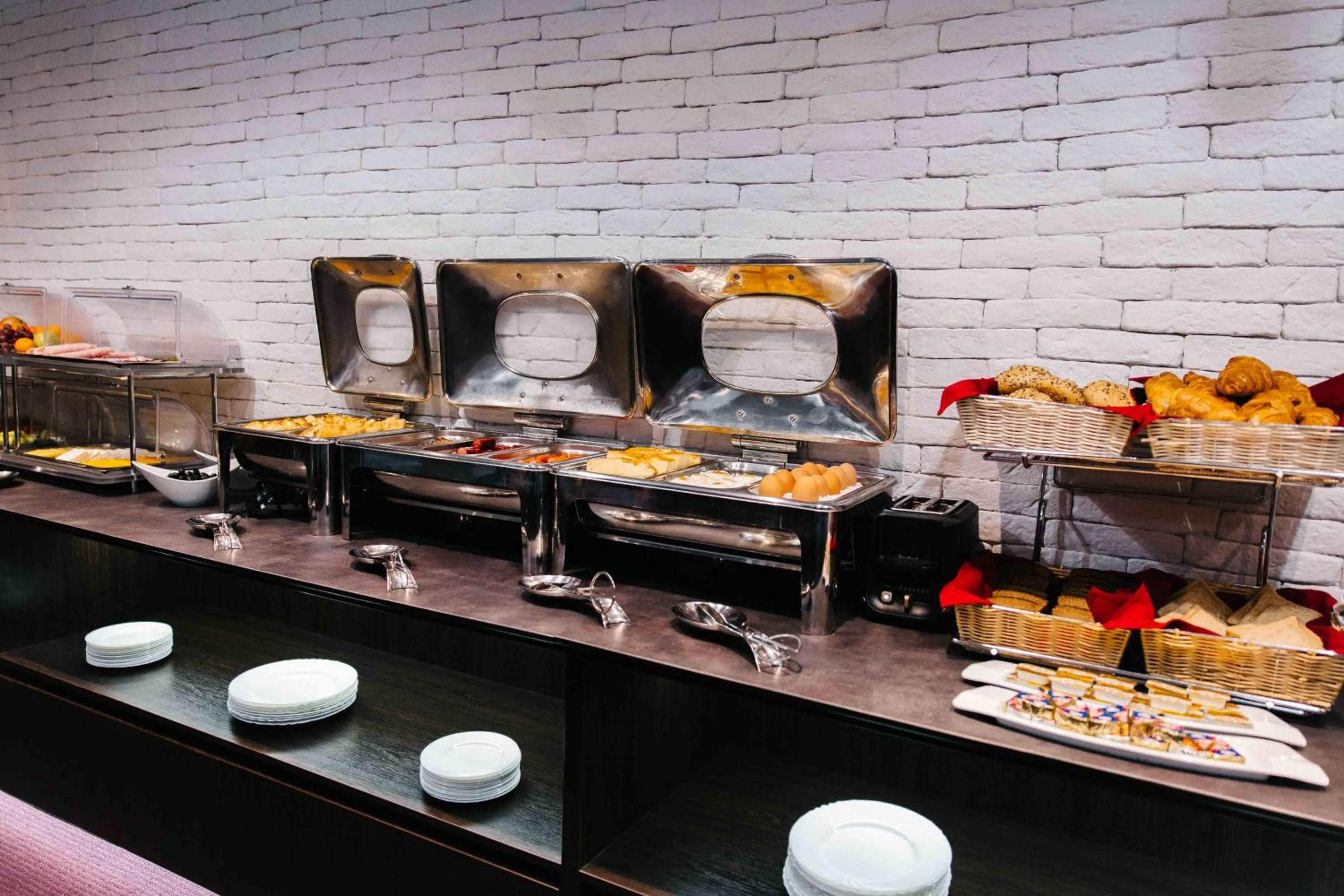 Buffet breakfast in Flowers Hotel