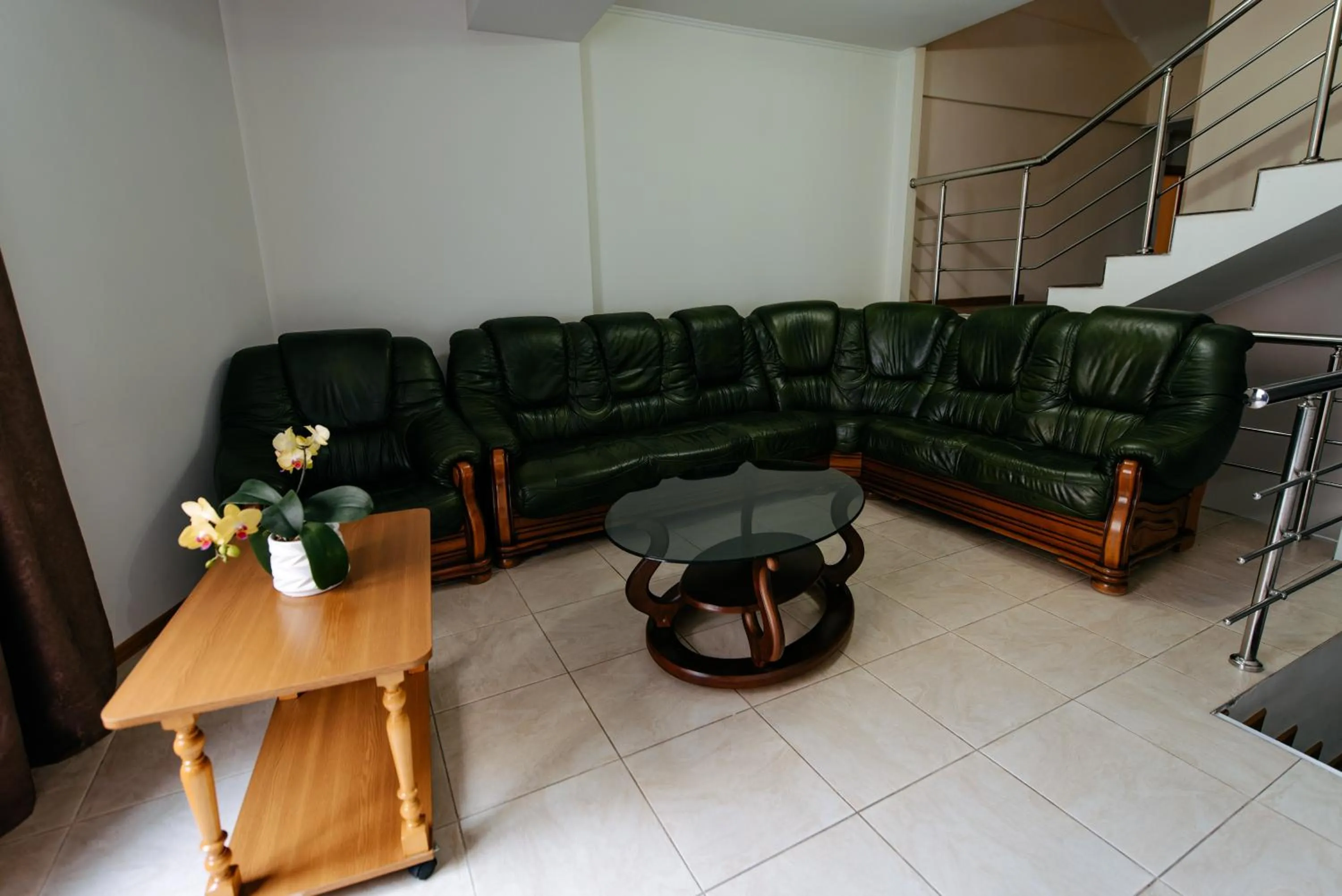 Communal lounge/ TV room in Villa Arus