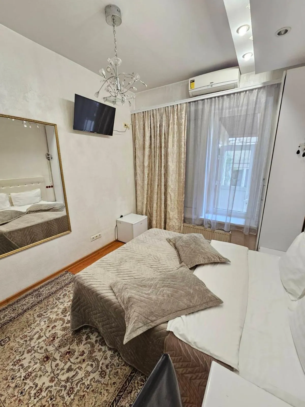 Bed in Bella Donna Hotel