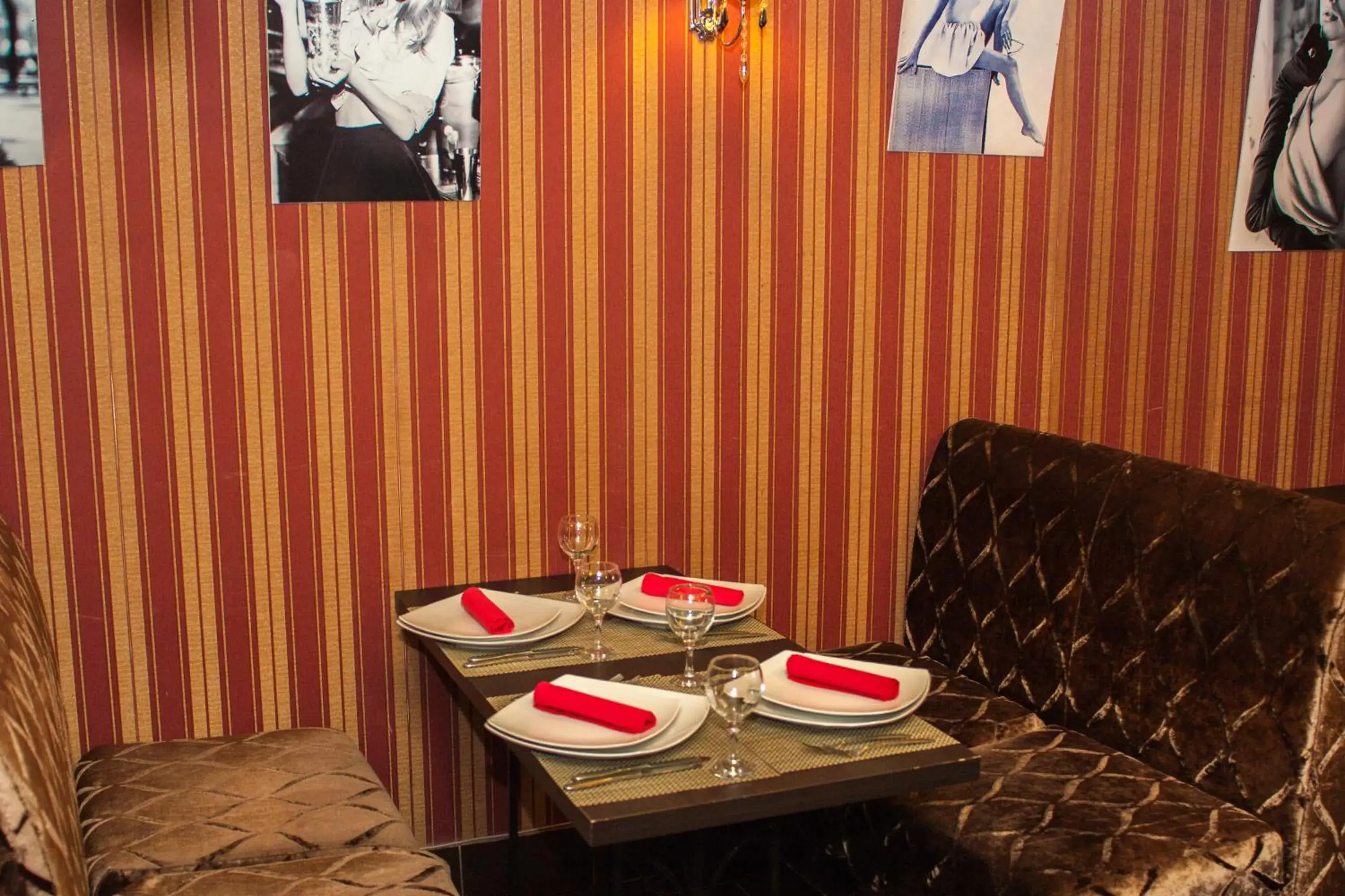 Restaurant/places to eat in Bella Donna Hotel Restaurant/places to eat in Bella Donna Hotel