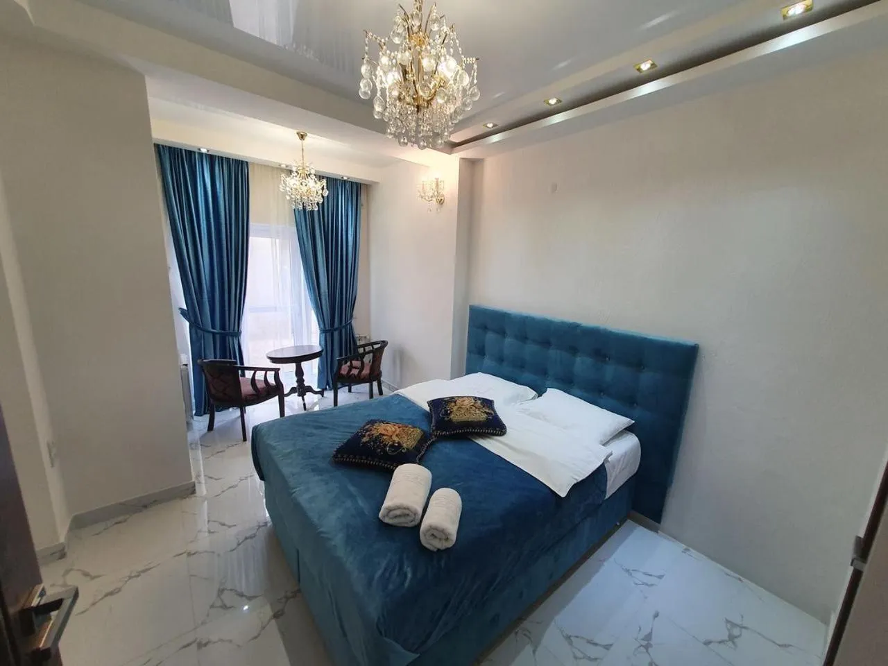 Bed in Bella Donna Hotel