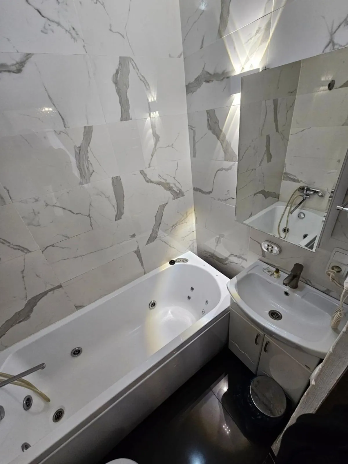 Bathroom in Bella Donna Hotel