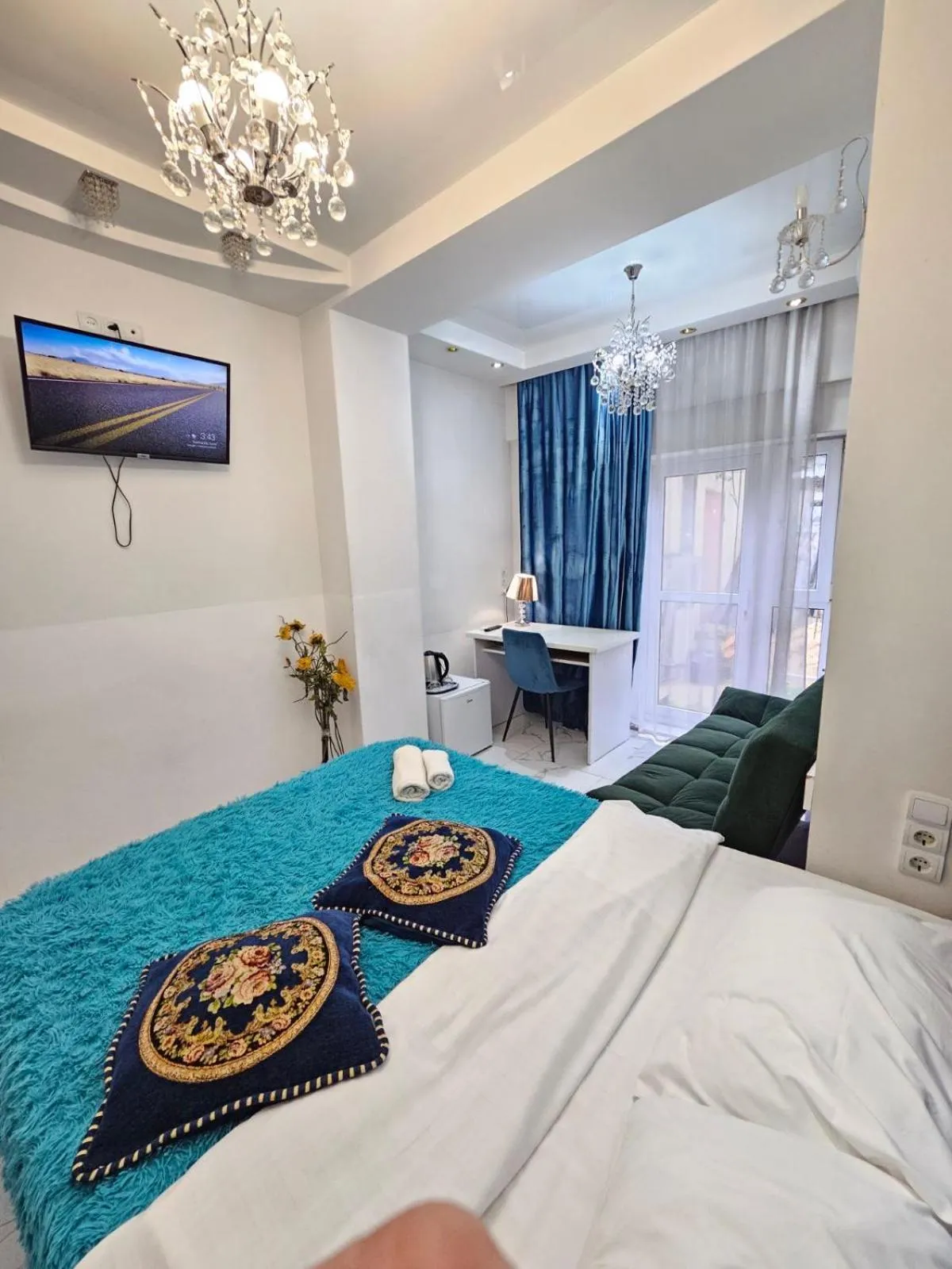 TV and multimedia, Bed in Bella Donna Hotel