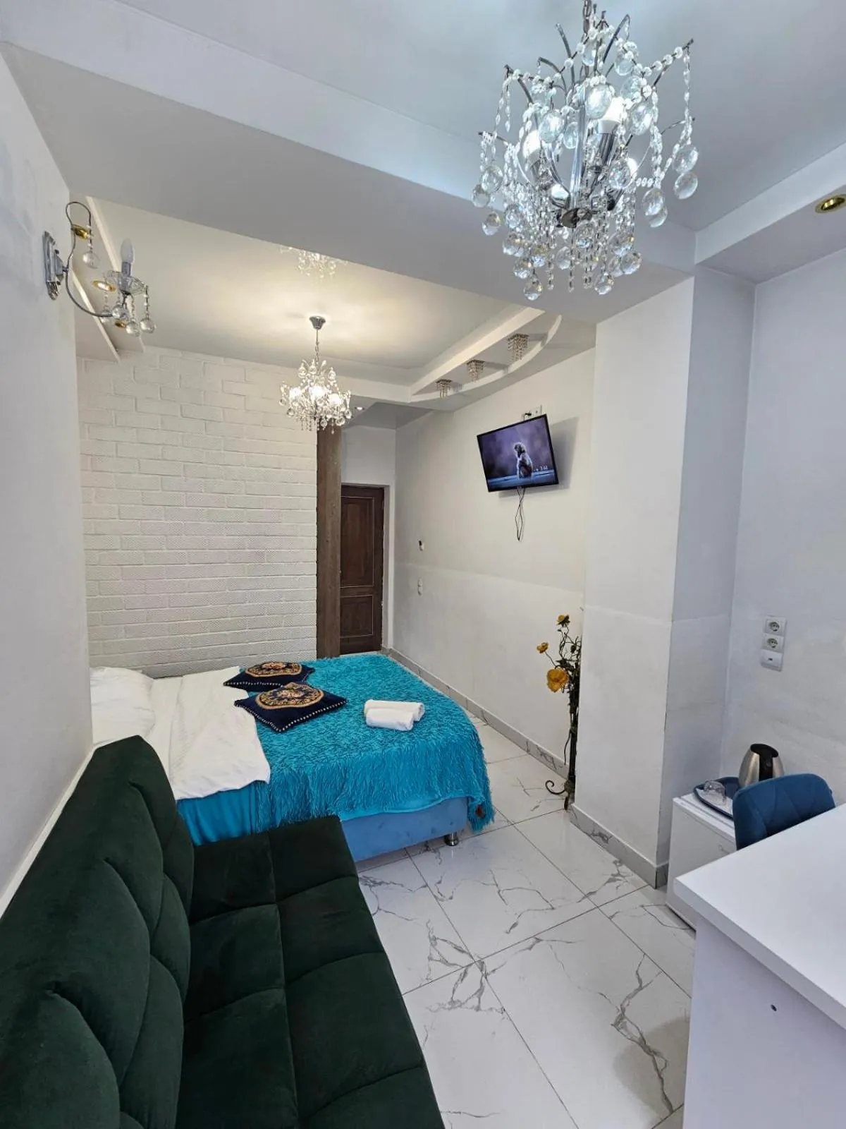 Bed in Bella Donna Hotel