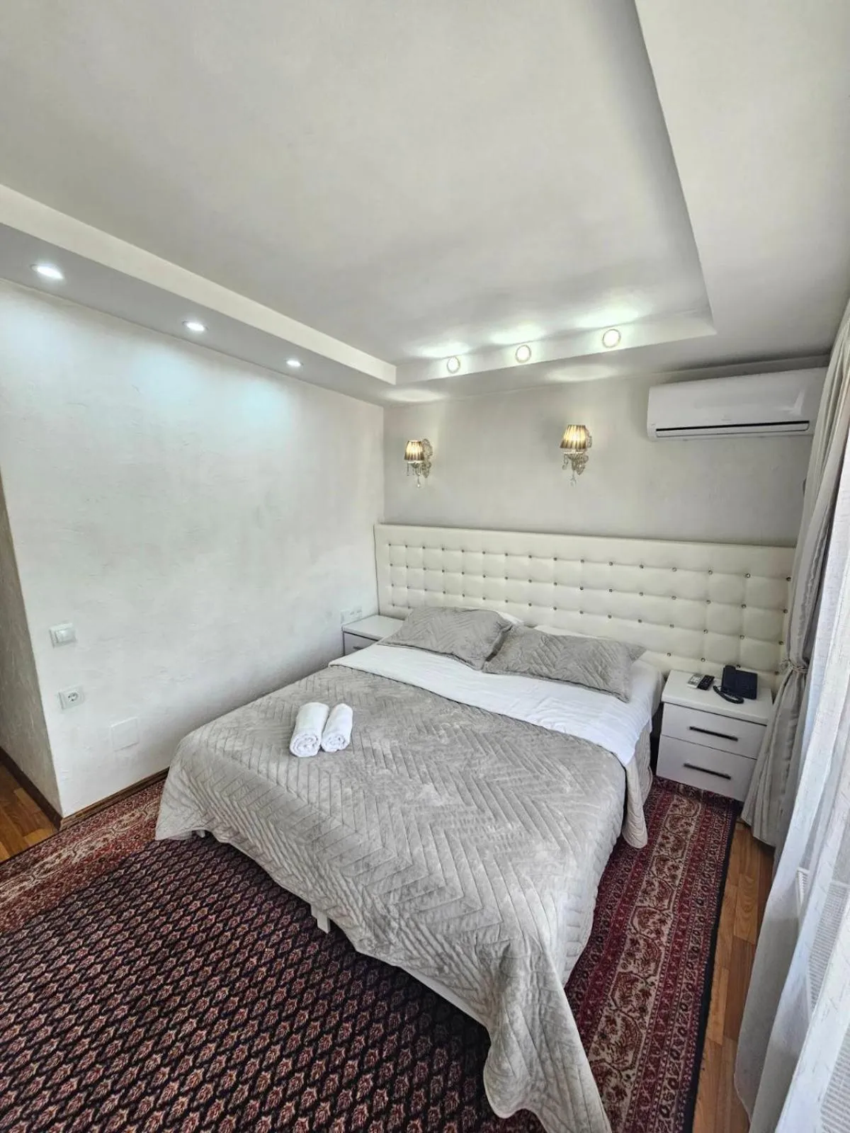 Bed in Bella Donna Hotel