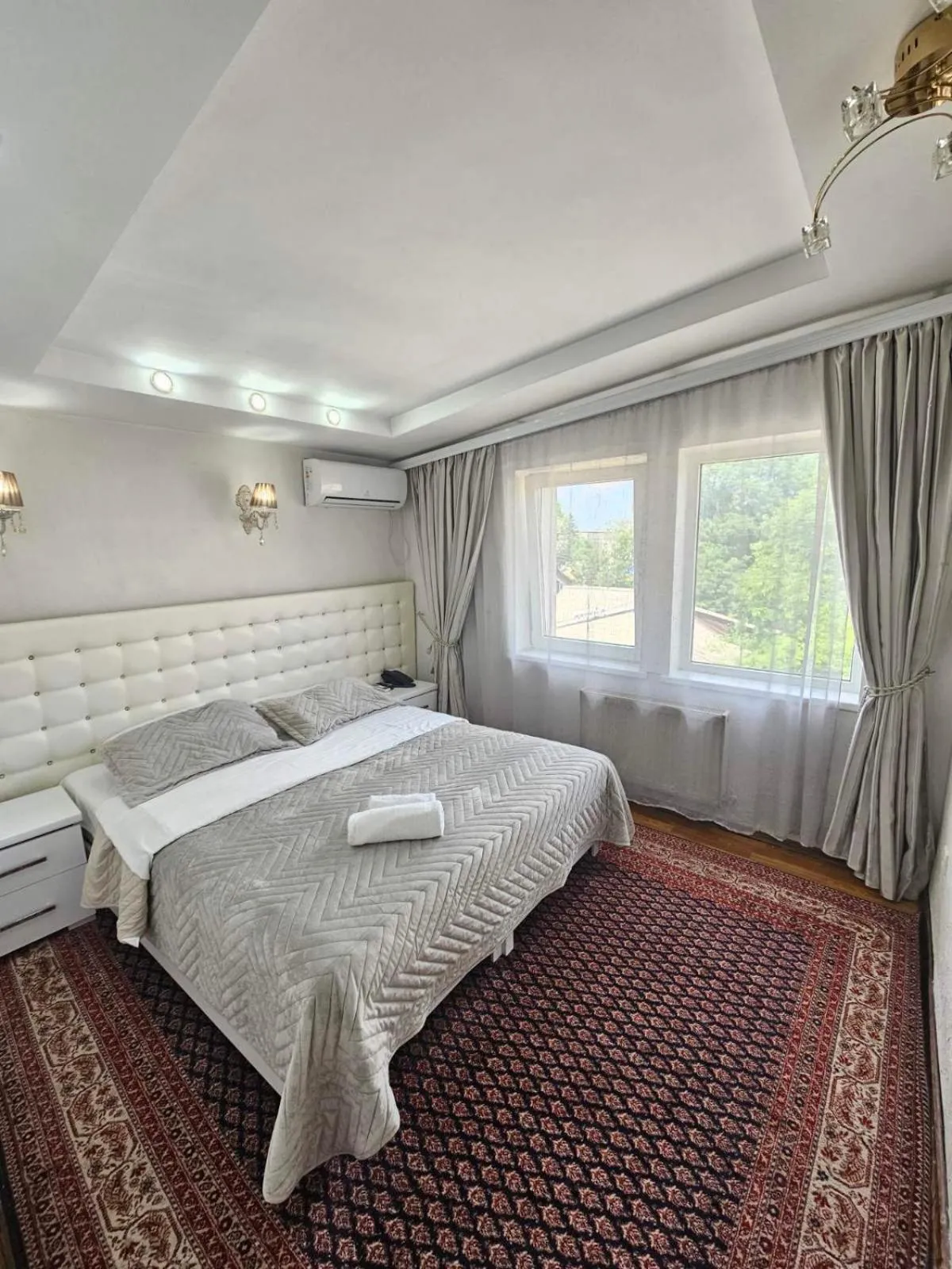 Bed in Bella Donna Hotel