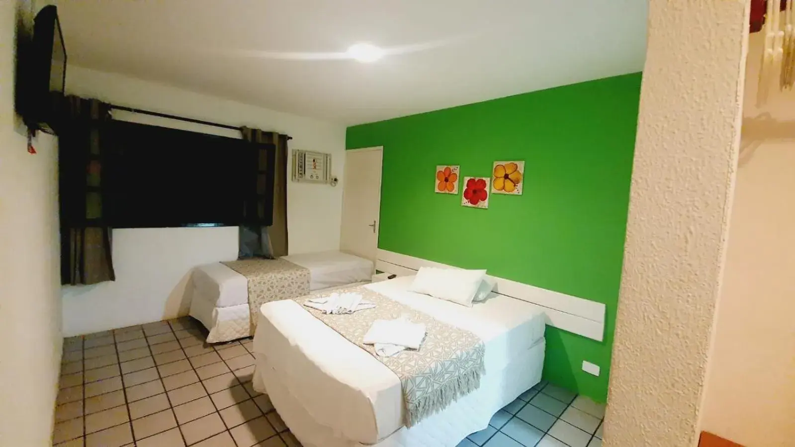 Triple Room in Pousada Pedras do Porto Triple Room in Pousada Pedras do Porto