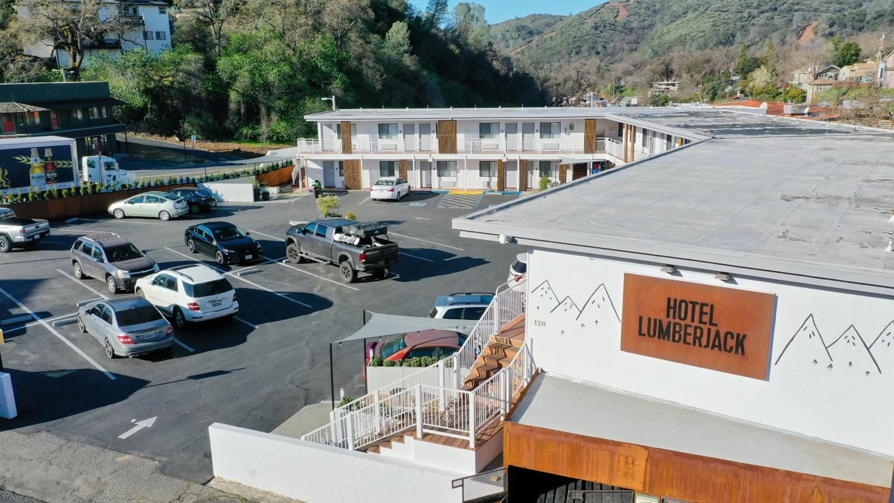 Parking in Historic Sonora Inn