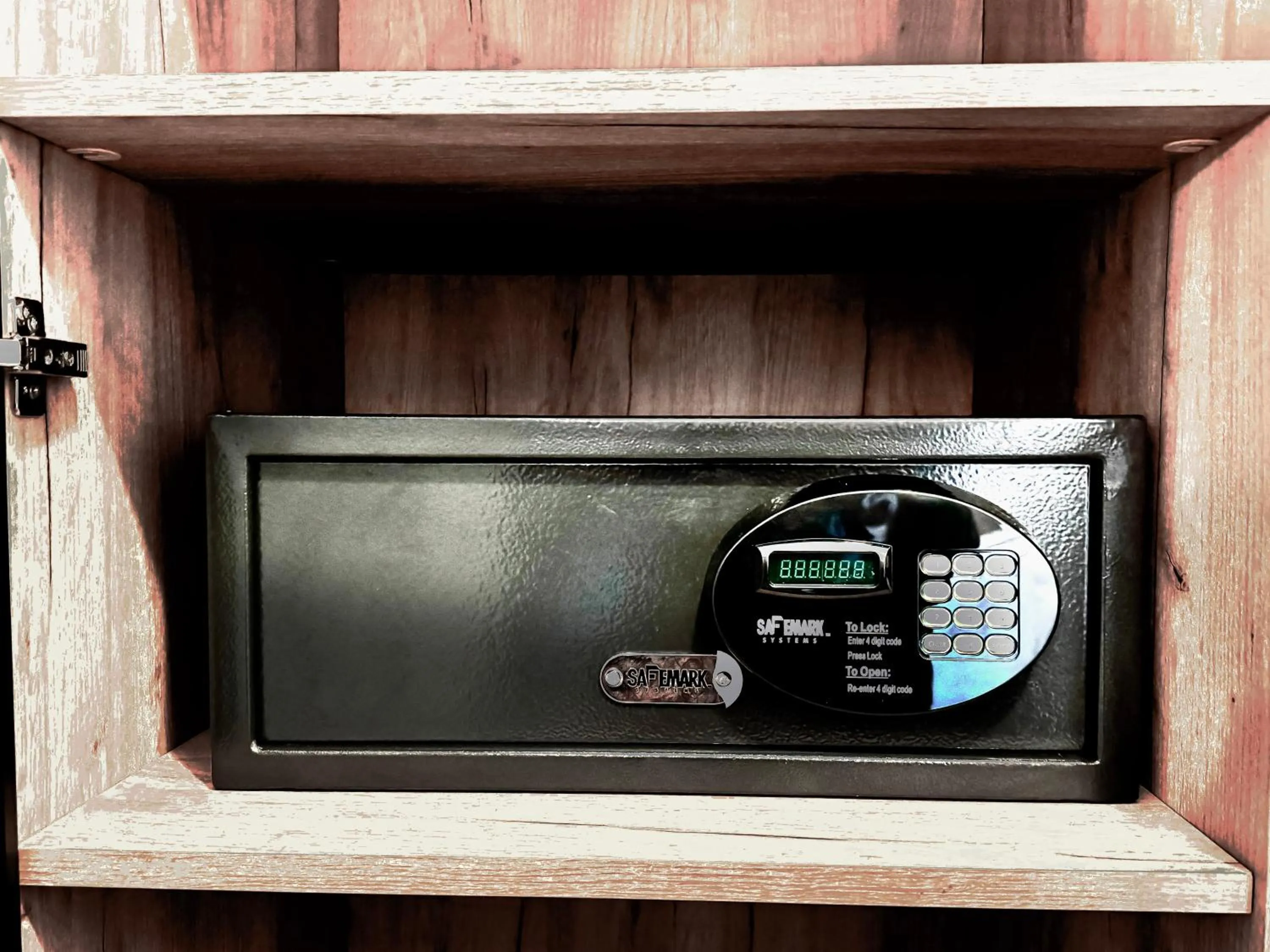 safe in Historic Sonora Inn