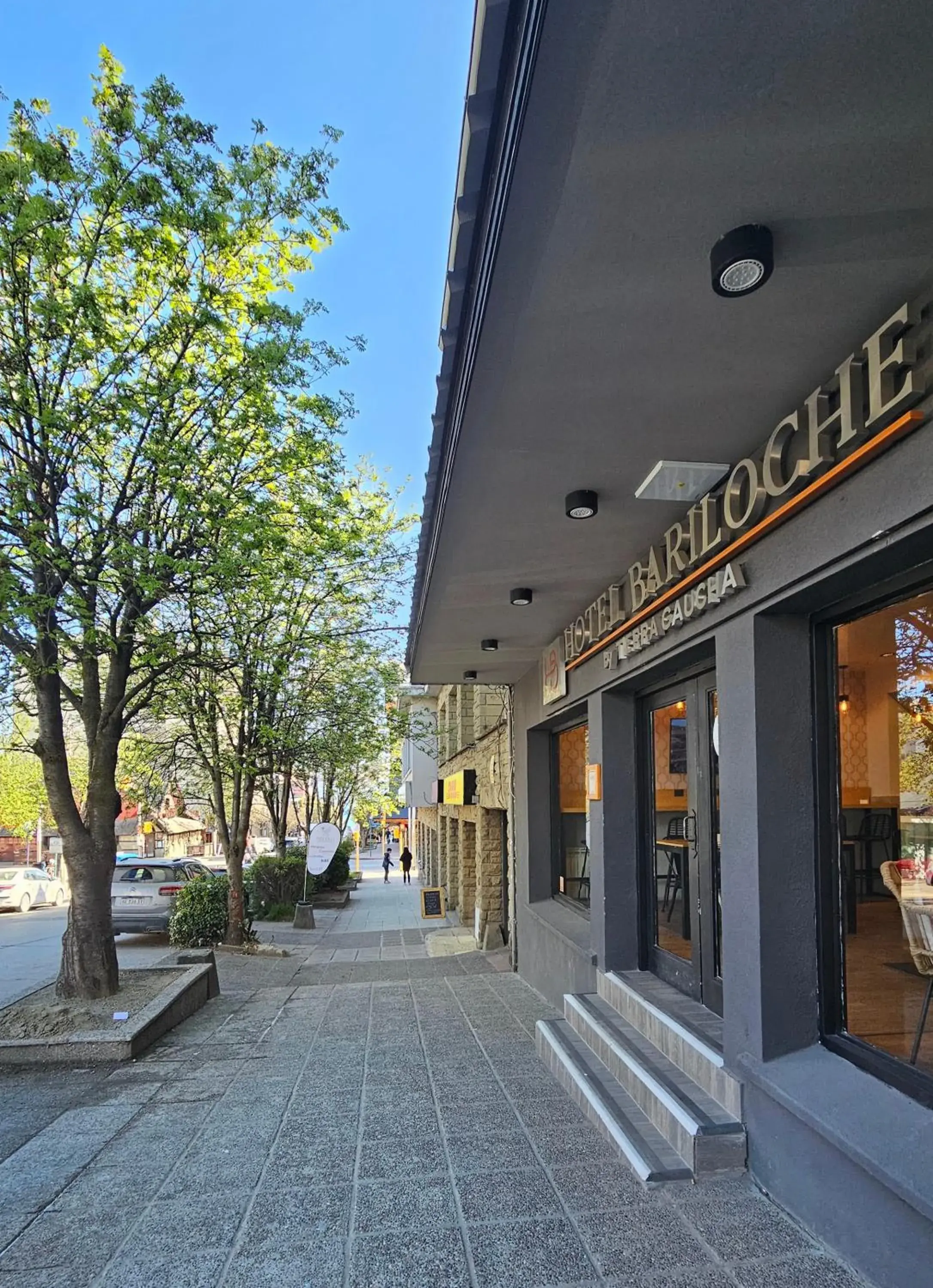 Property building in Hotel Bariloche By Tierra Gaucha Property building in Hotel Bariloche By Tierra Gaucha