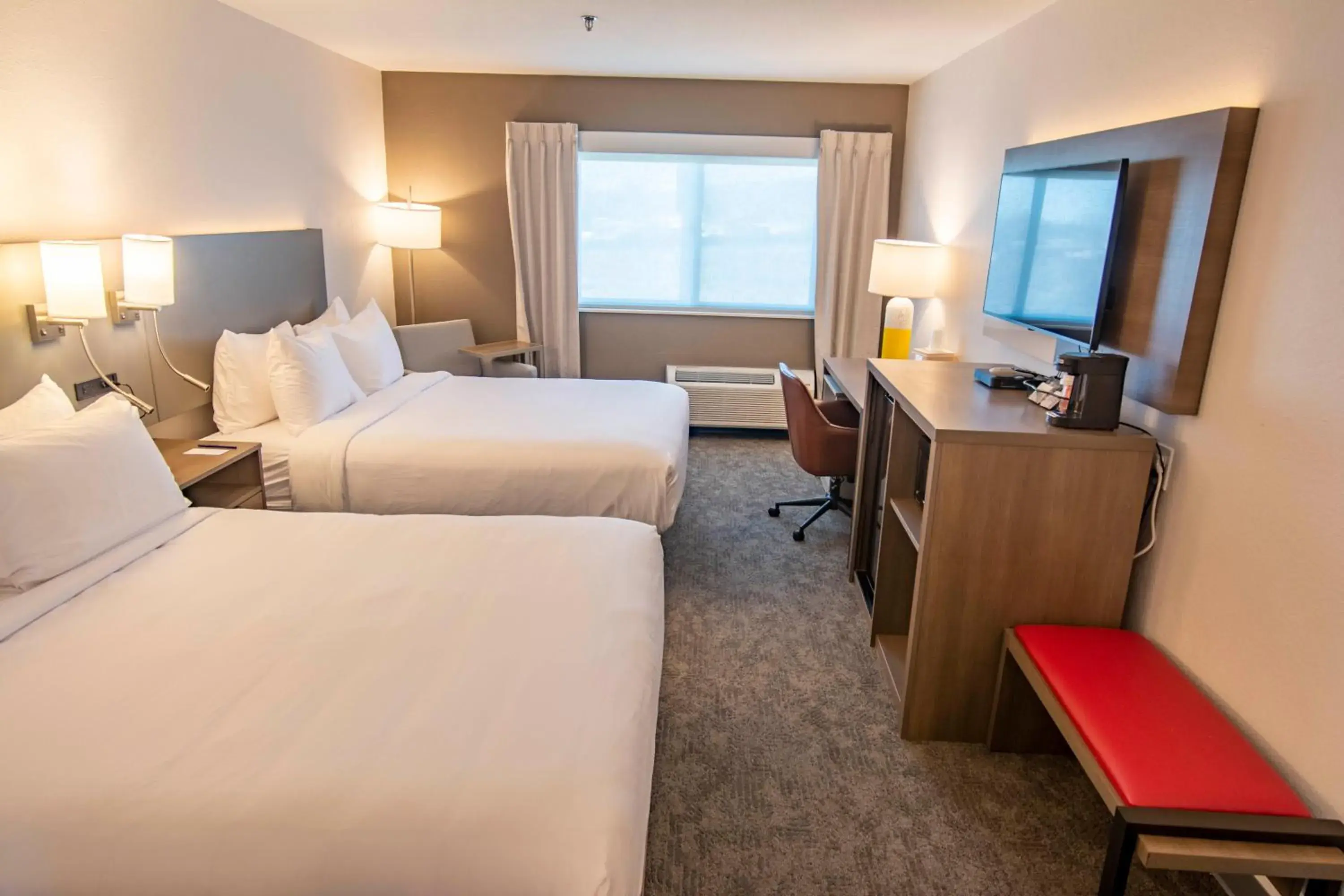 Bed in Comfort Inn Battle Mountain - Midway Between Elko and Winnemucca Bed in Comfort Inn Battle Mountain - Midway Between Elko and Winnemucca