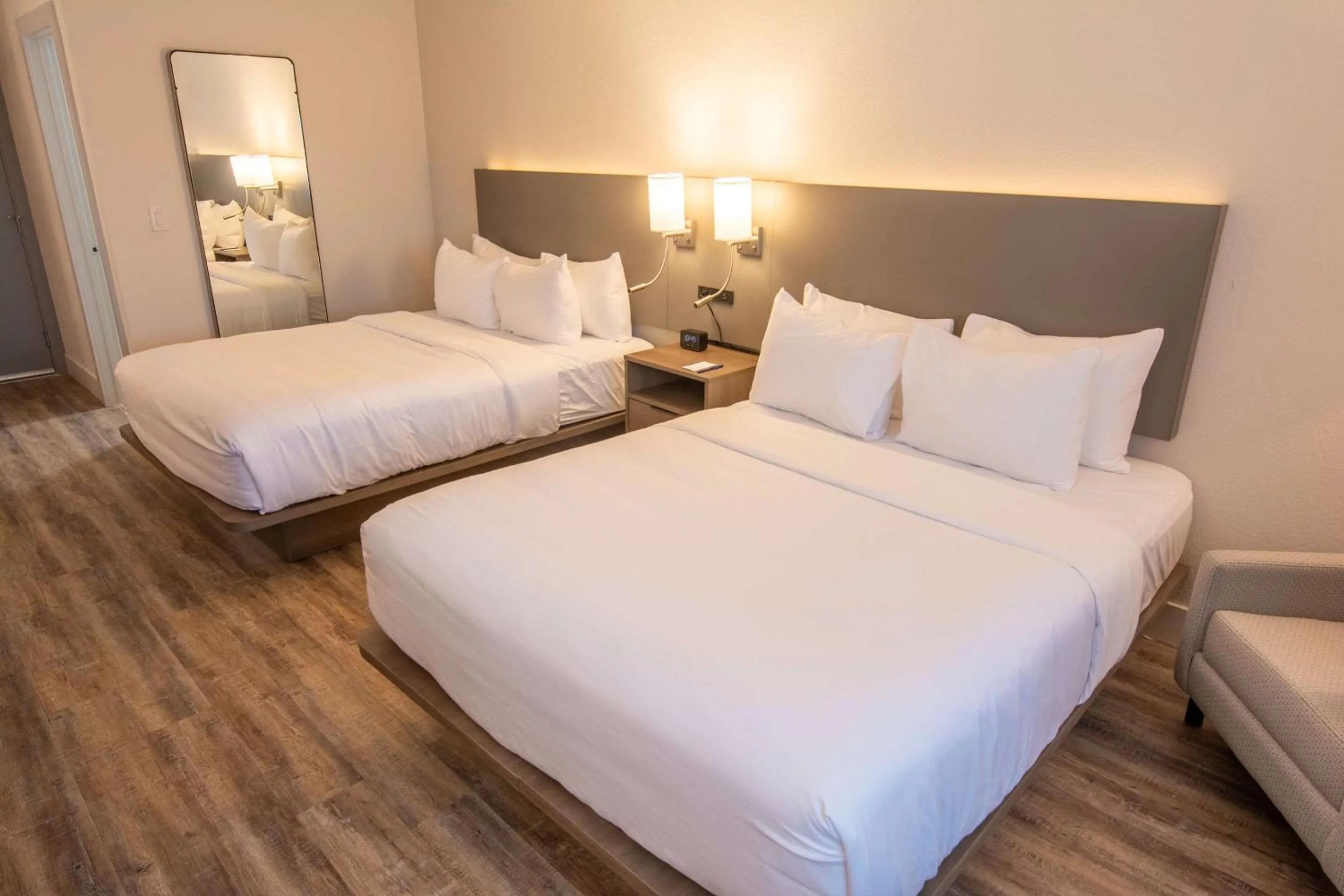 Bedroom, Bed in Comfort Inn Battle Mountain - Midway Between Elko and Winnemucca