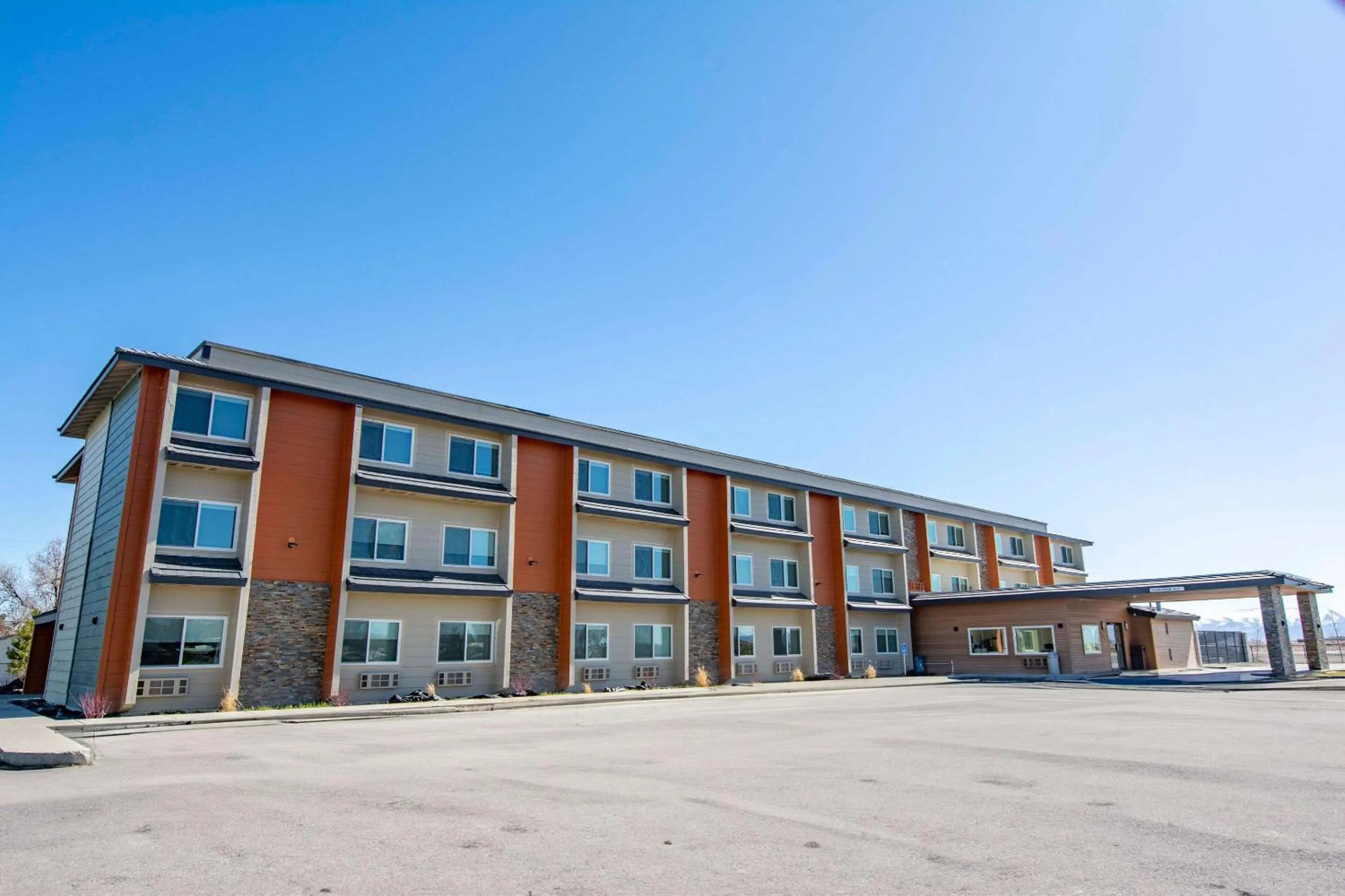 Property building in Comfort Inn Battle Mountain - Midway Between Elko and Winnemucca