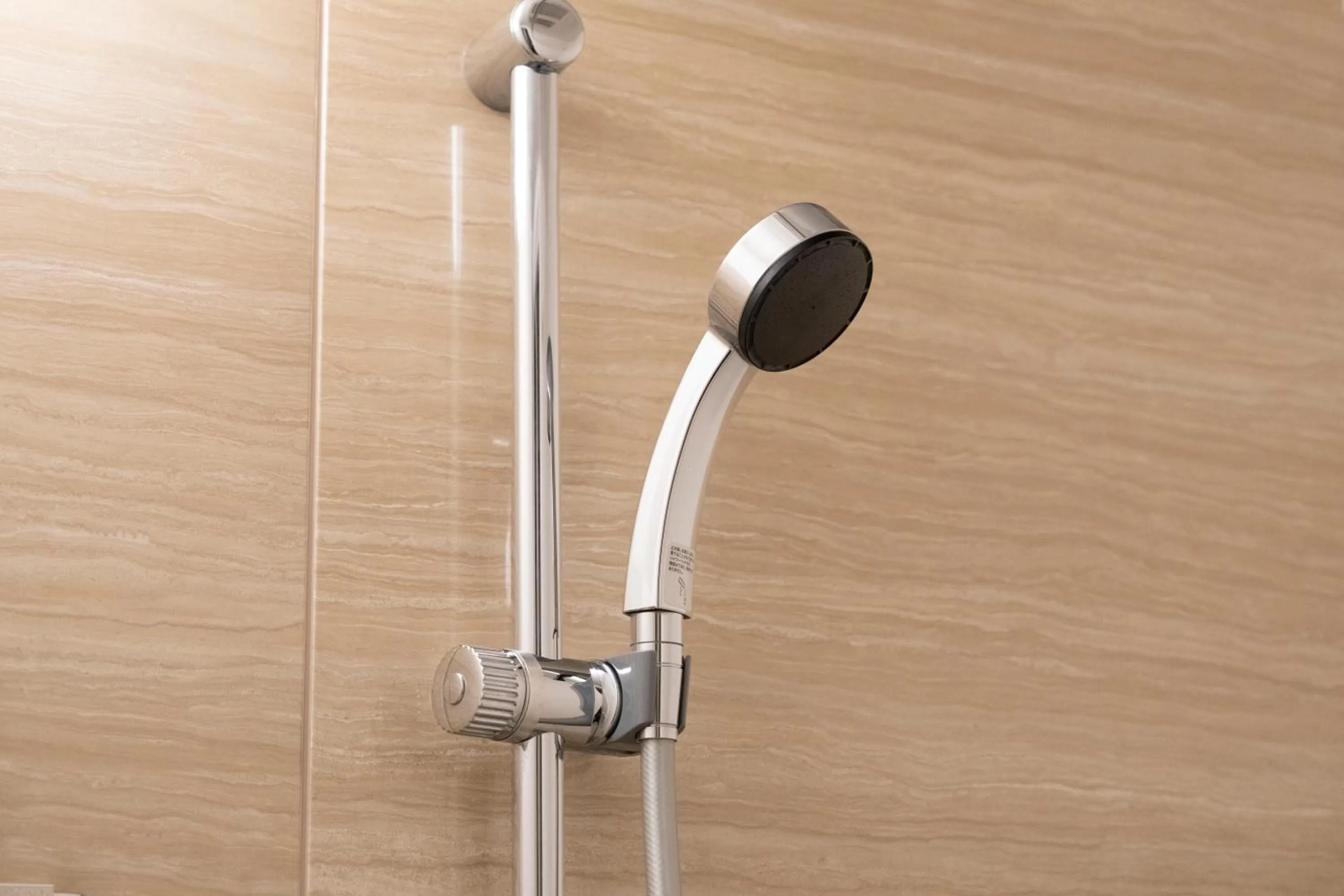 Shower in Guest House Goettingen