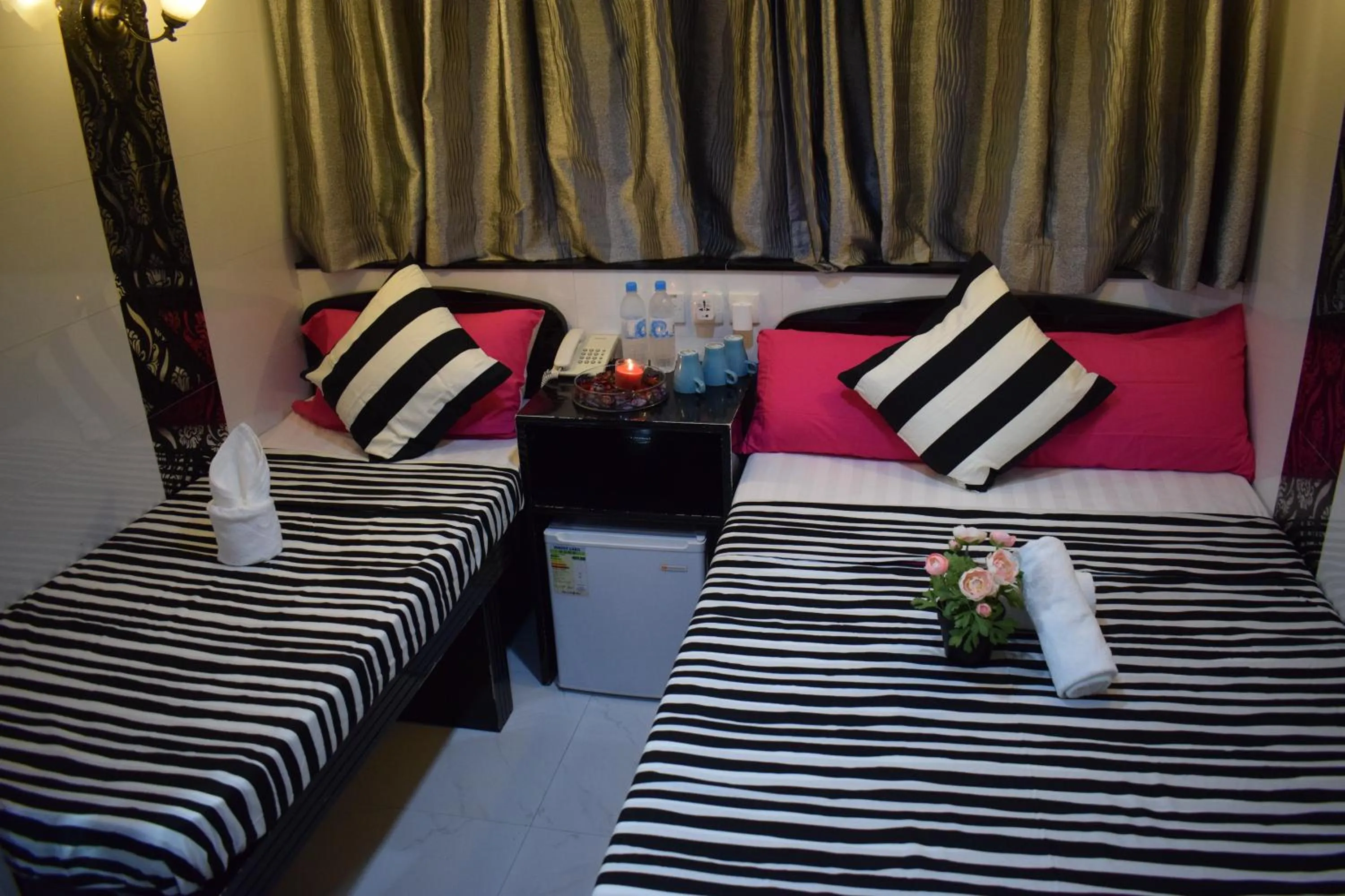 Bed in Manila Lounge