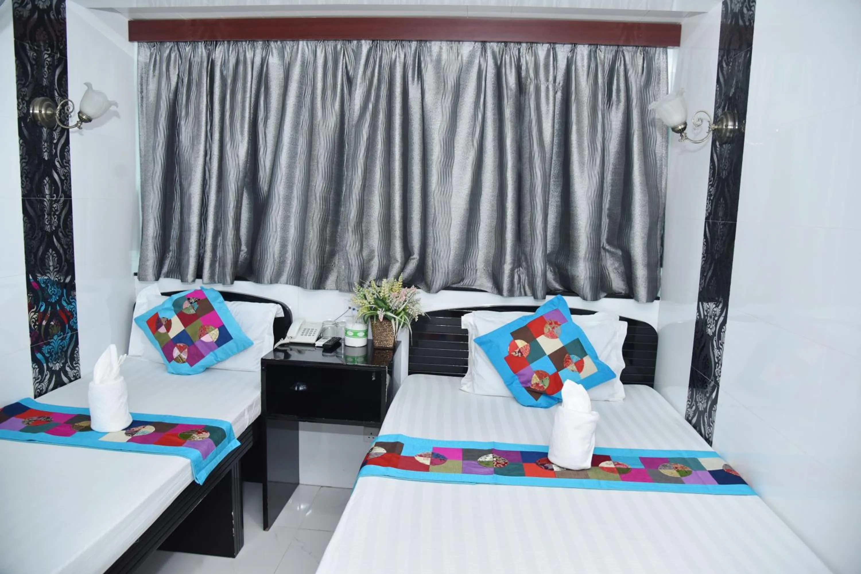 Bed in Manila Lounge