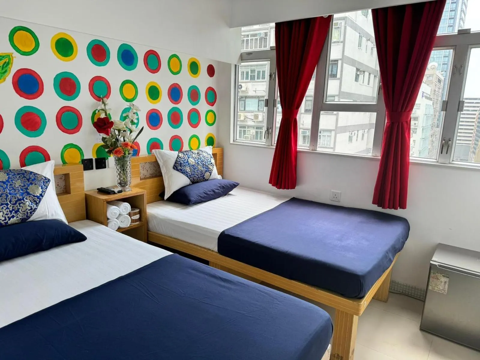 Bed in Manila Lounge