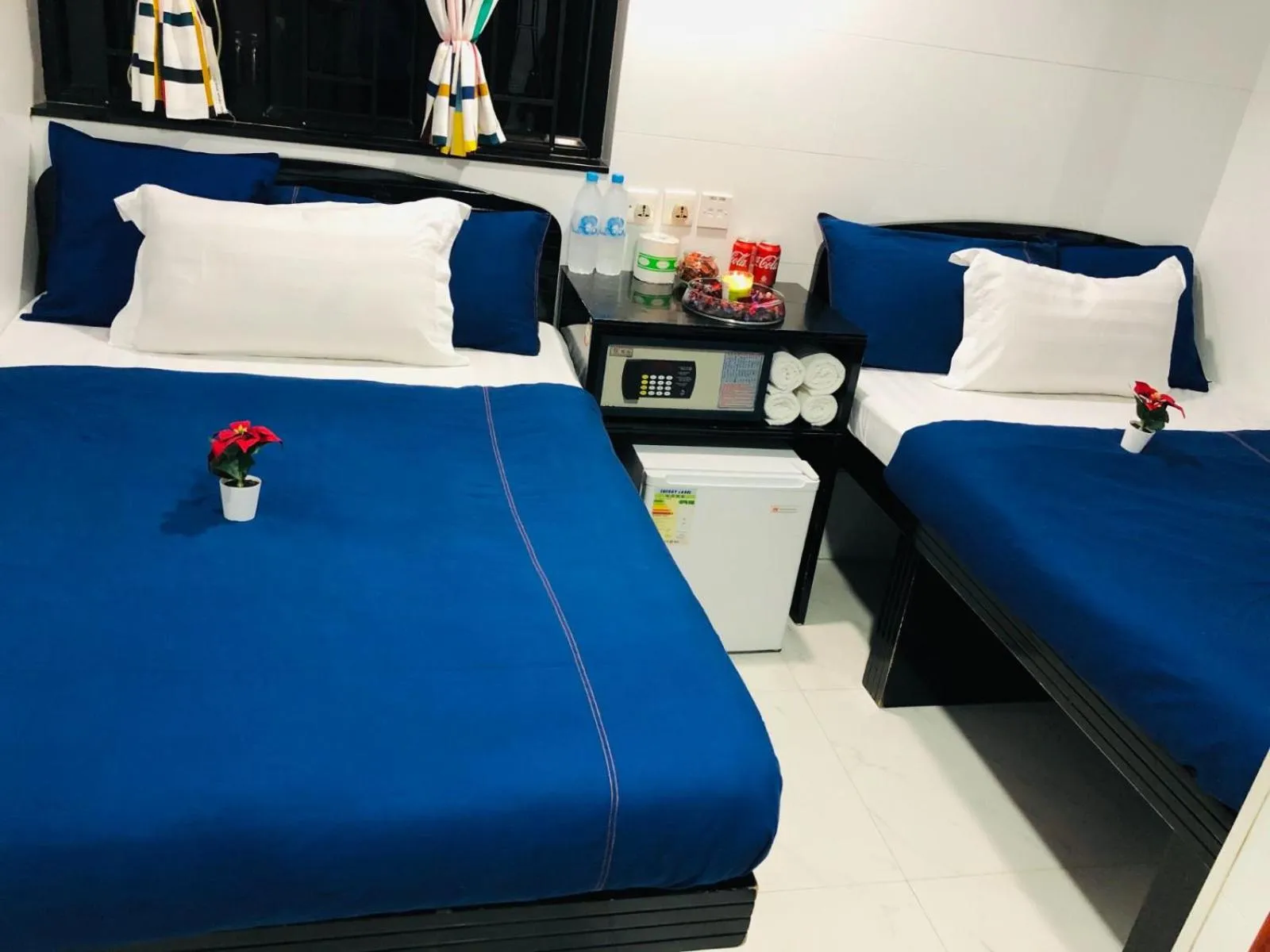 Bed in Manila Lounge