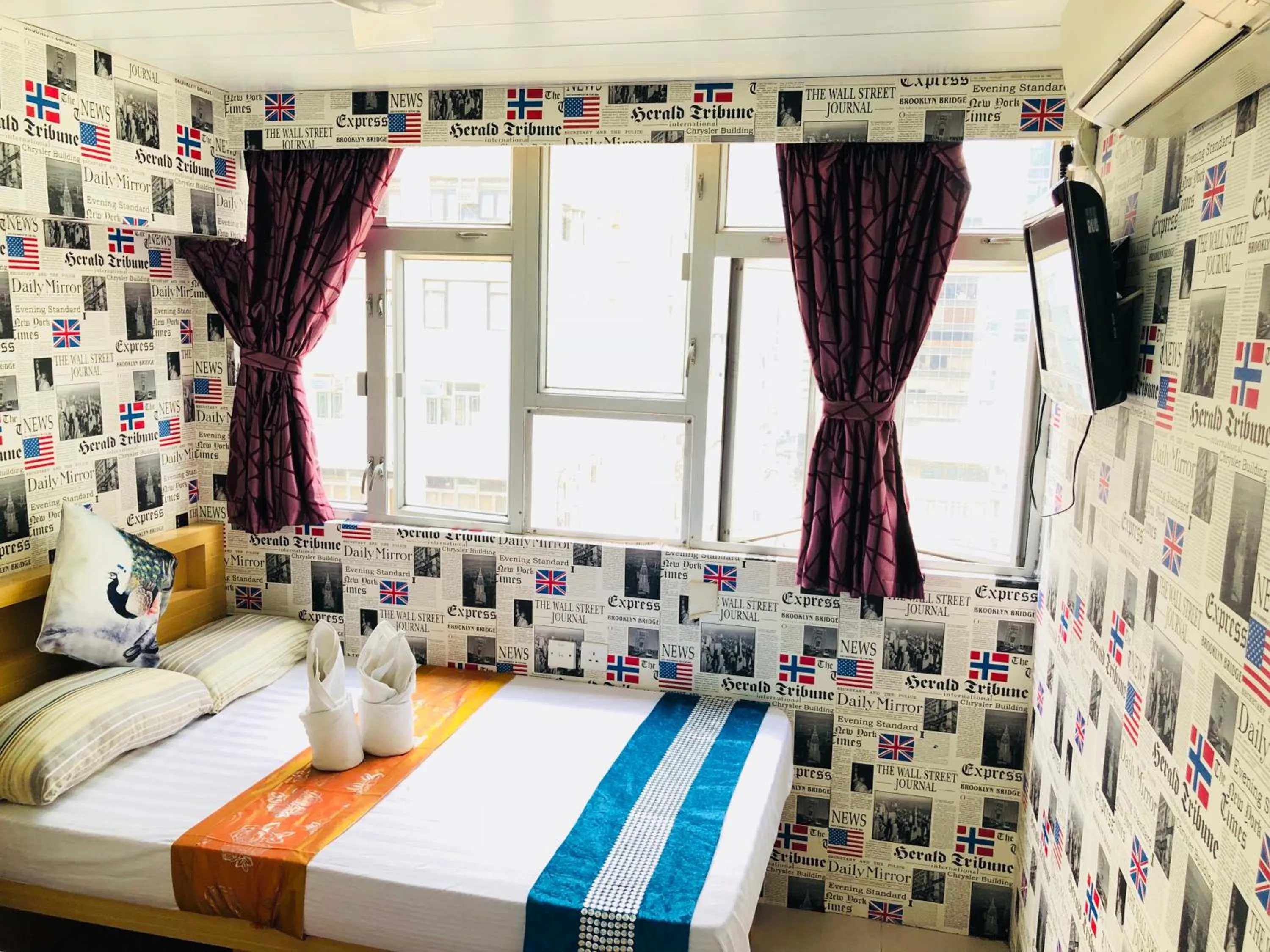 cot, Bed in Manila Lounge