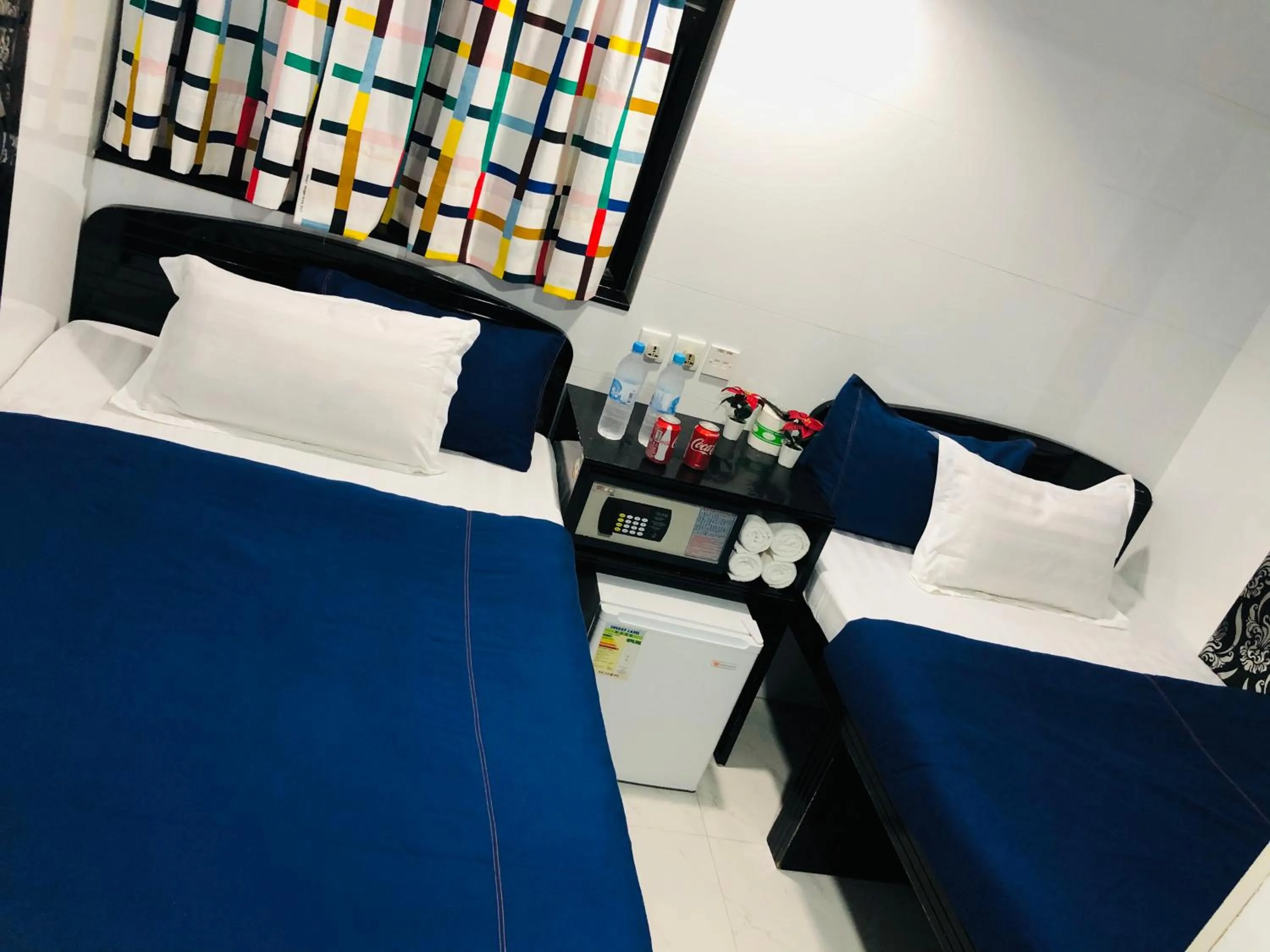 Bed in Manila Lounge