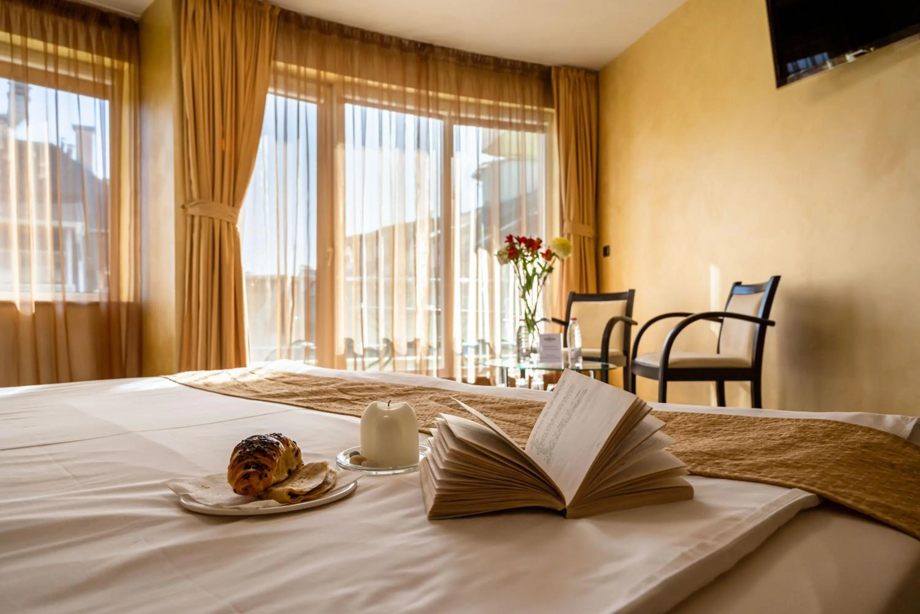 Photo of the whole room, Bed in Europe Hotel