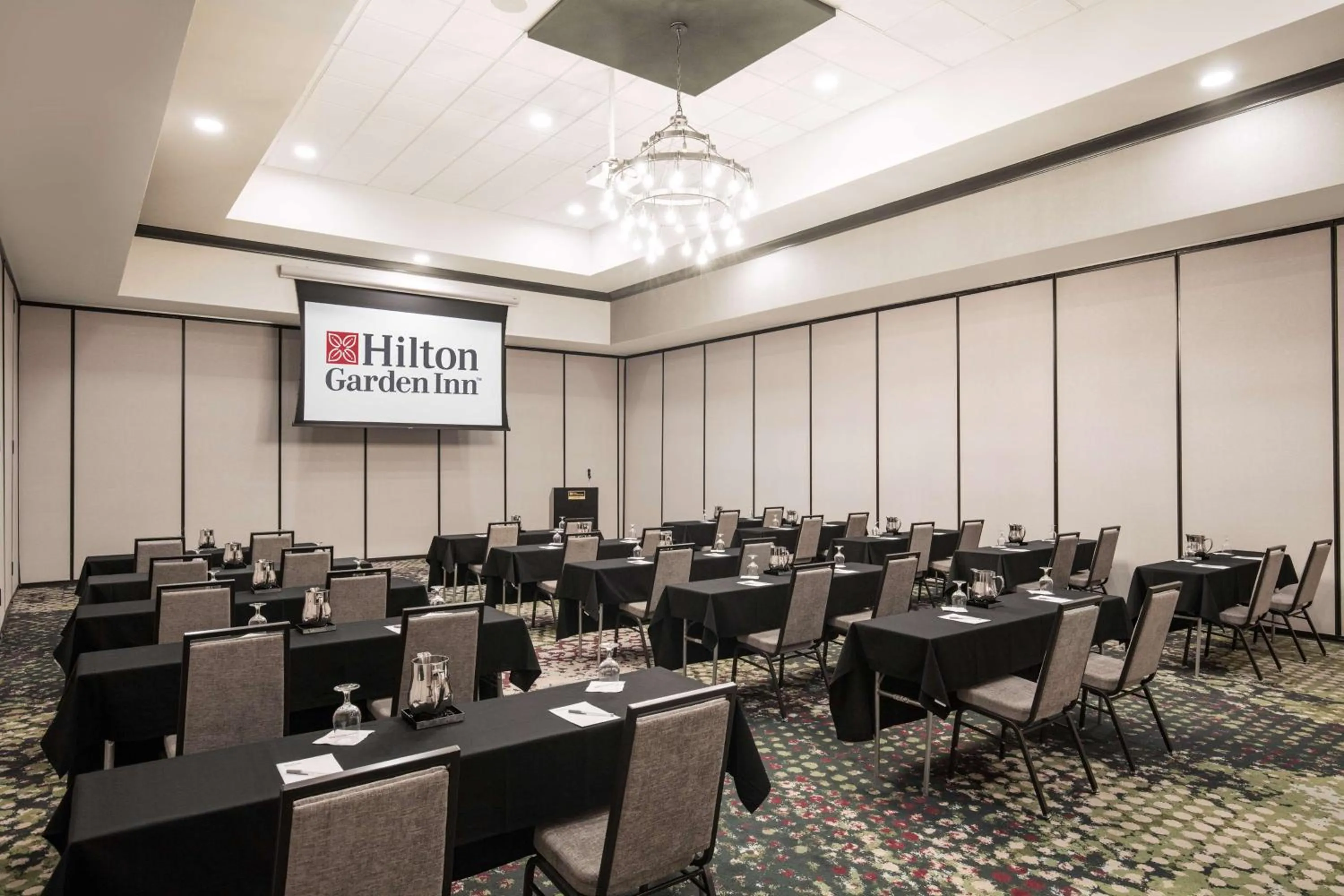 Meeting/conference room in Hilton Garden Inn Kalispell