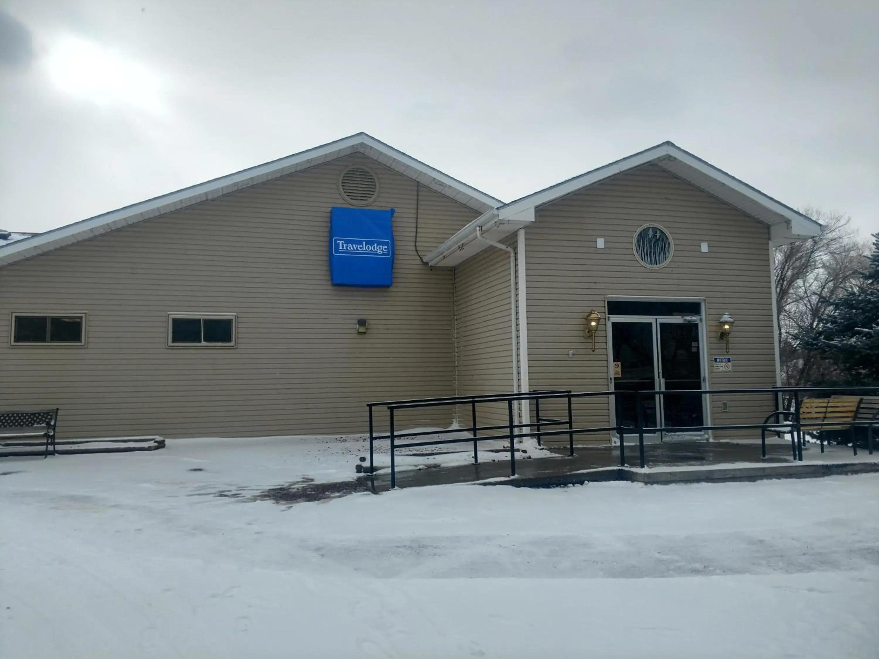 Property building in Travelodge by Wyndham Guernsey Property building in Travelodge by Wyndham Guernsey