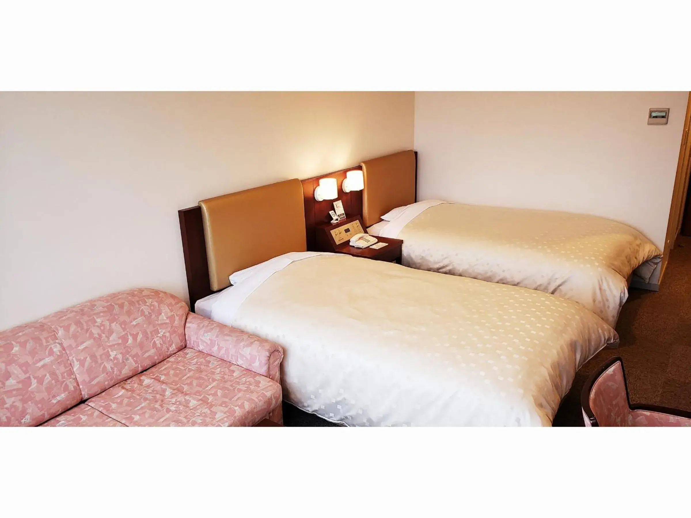 Twin Room - single occupancy - Smoking in Hotel Mielparque Kumamoto Twin Room - single occupancy - Smoking in Hotel Mielparque Kumamoto