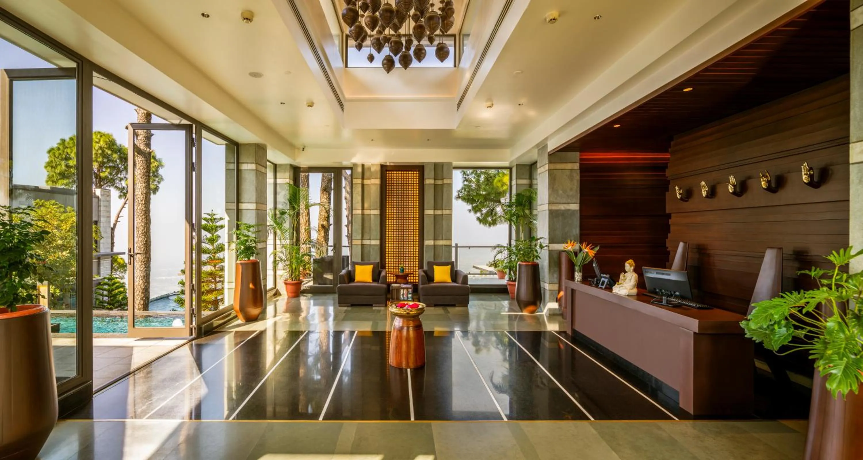 Lobby or reception in Moksha Himalaya Spa Resort