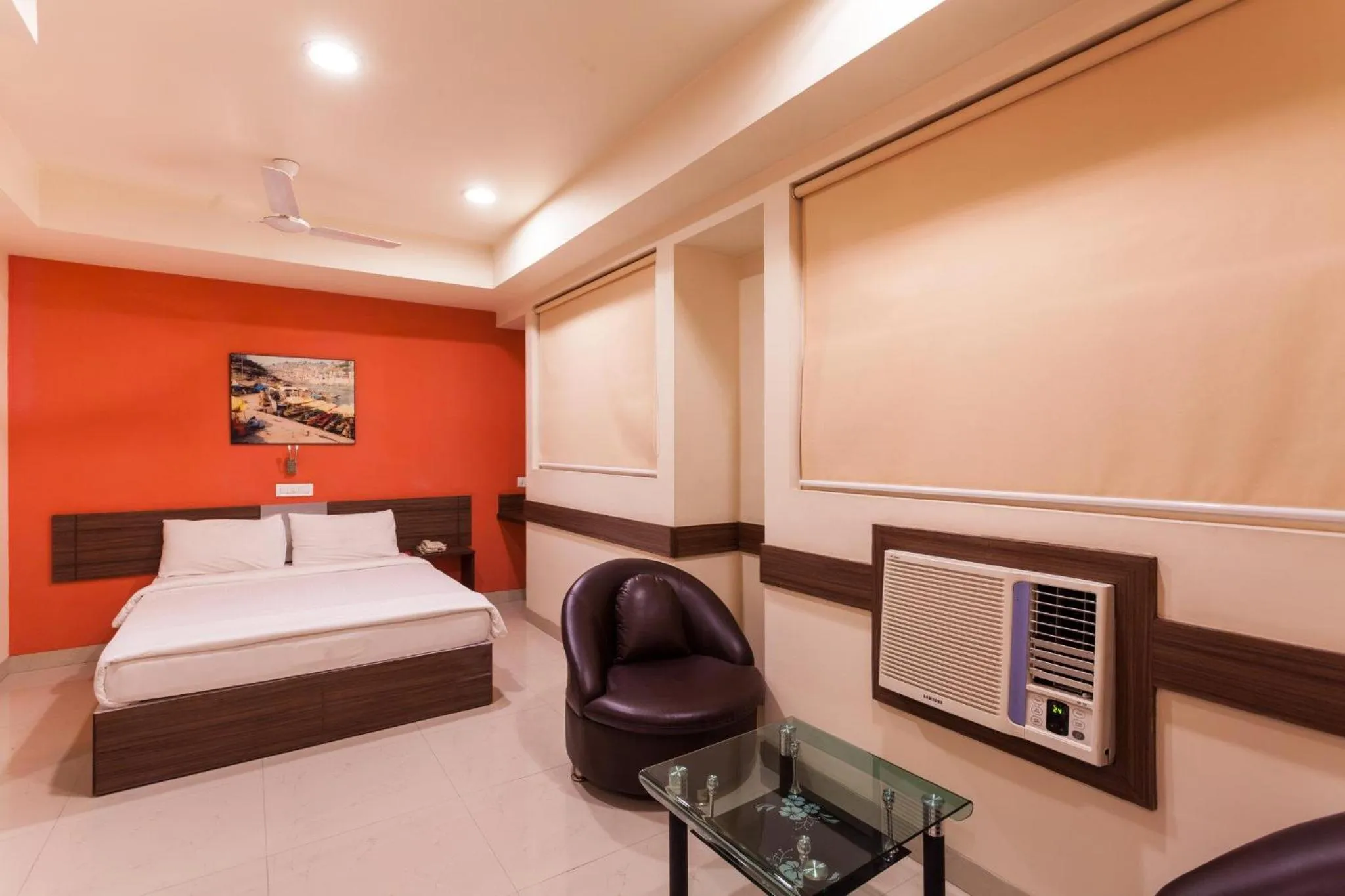 Bed in Ginger Indore