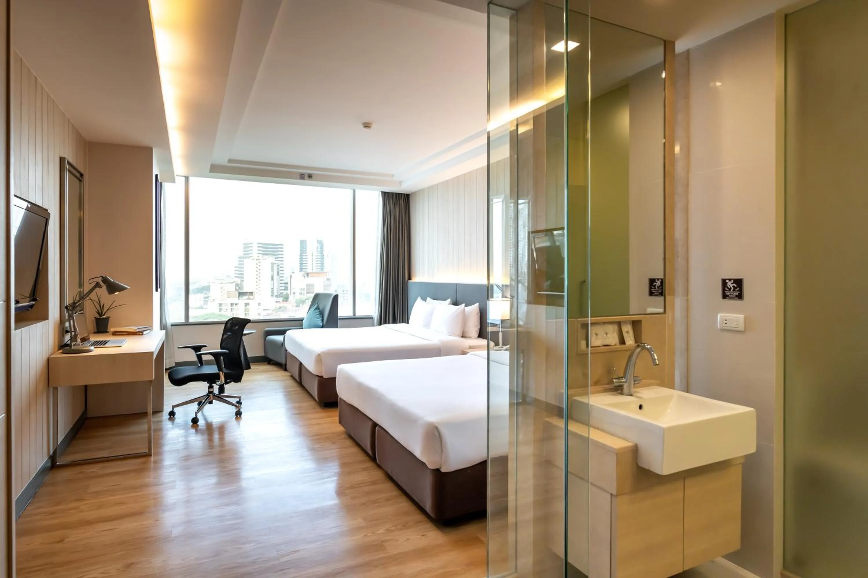 Bedroom, Bed in Jasmine Resort Bangkok