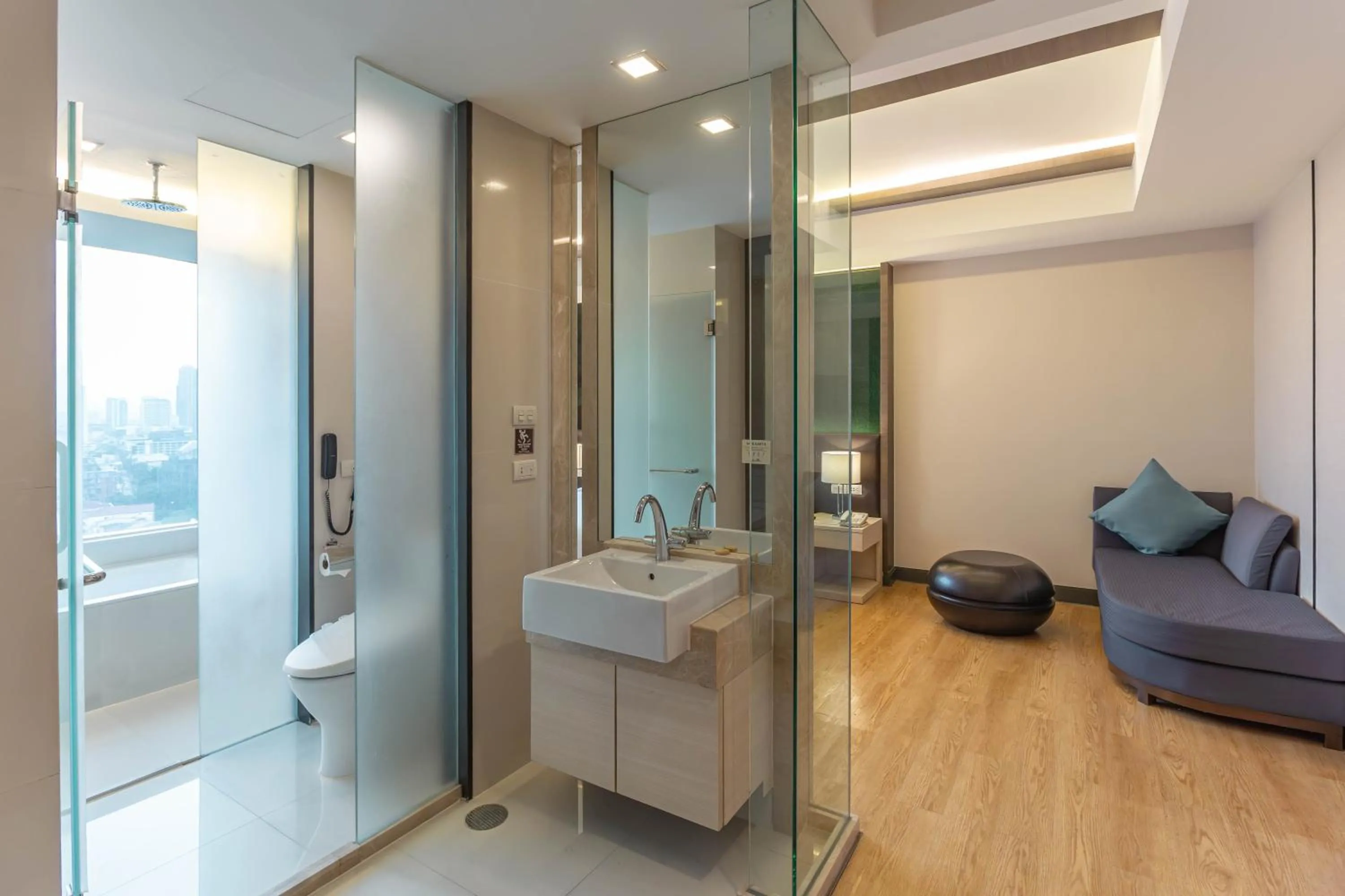 Bathroom in Jasmine Resort Bangkok