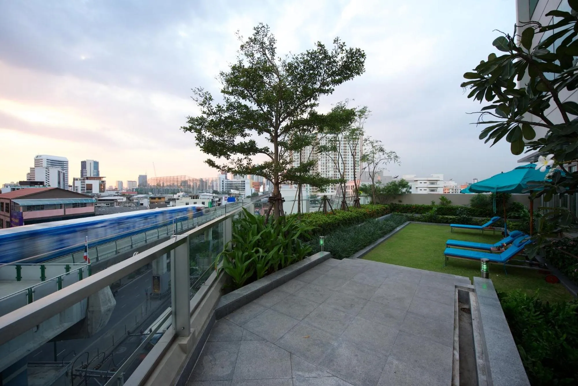 Day in Jasmine Resort Bangkok