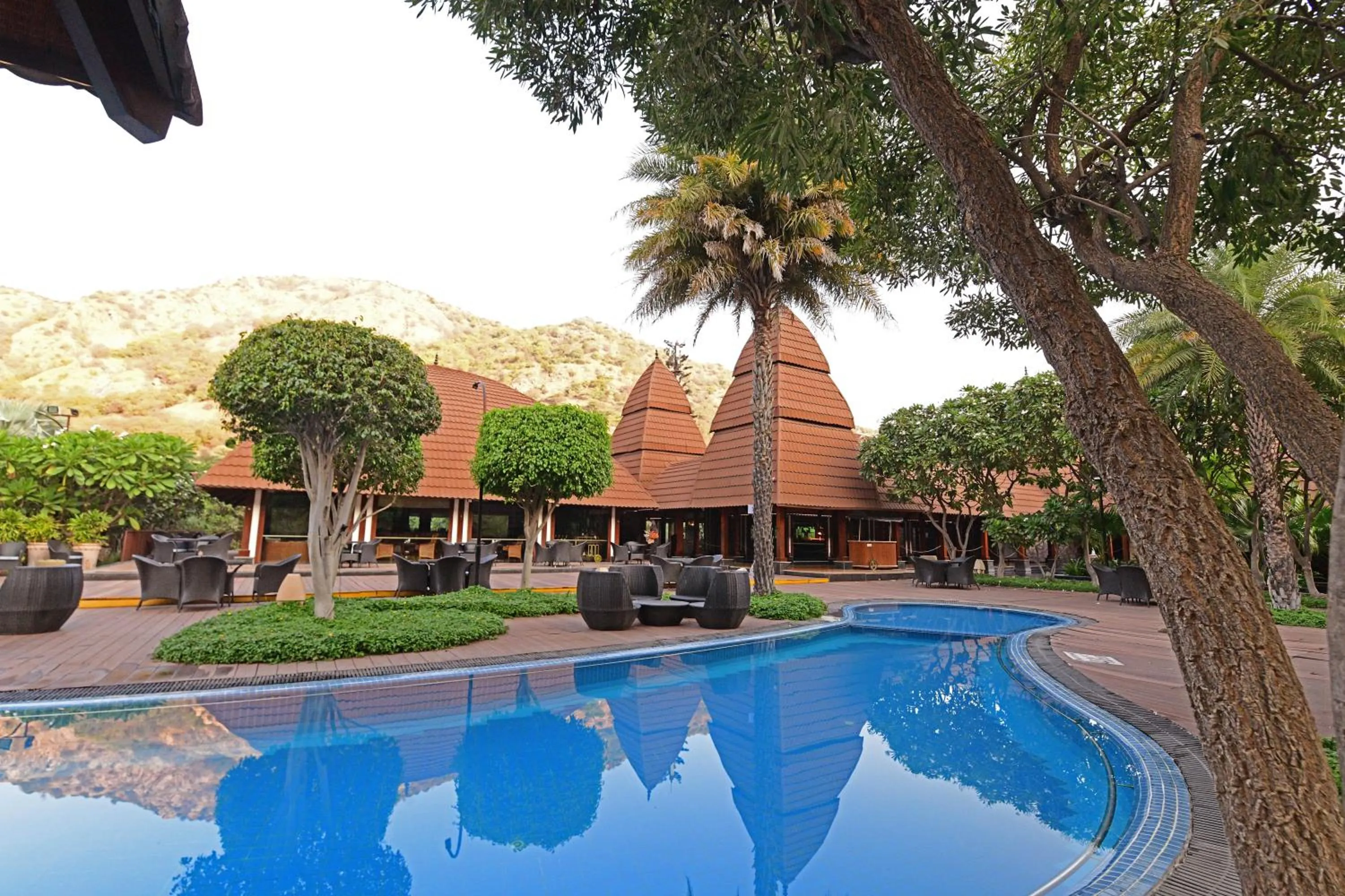 Swimming pool in Ananta Spa & Resort, Pushkar