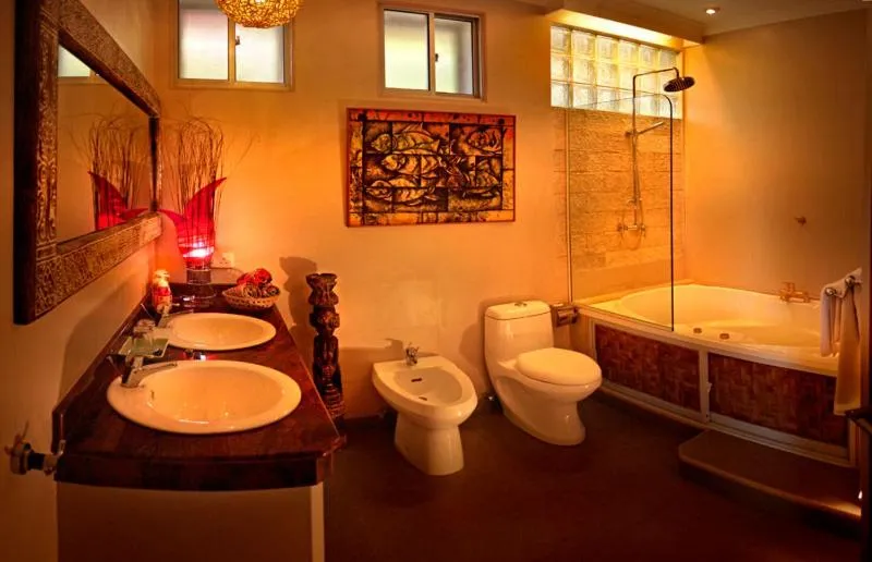 Bathroom in Tempat Senang Spa Resort & Restaurant