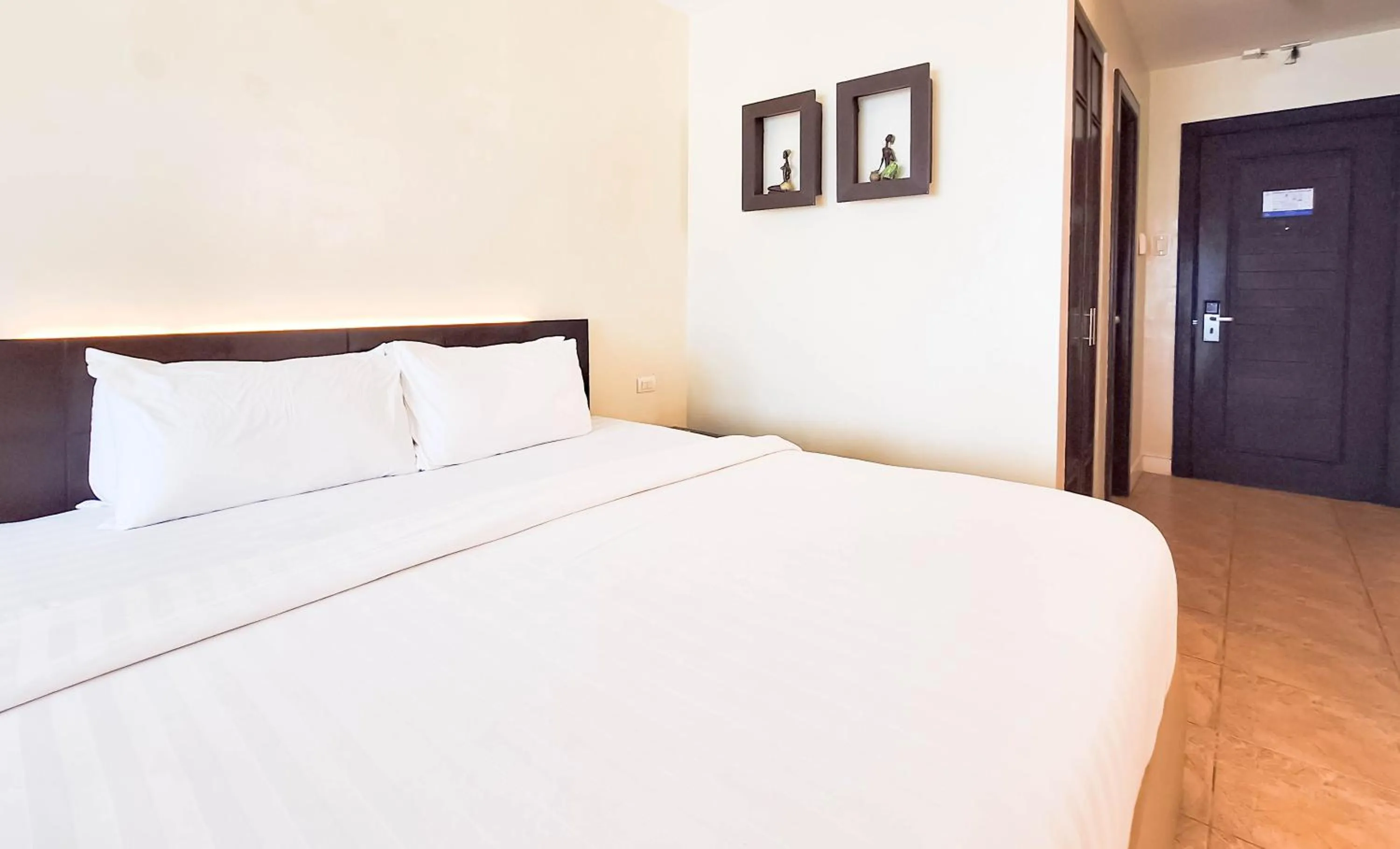 Bed in Boracay Ocean Club Beach Resort