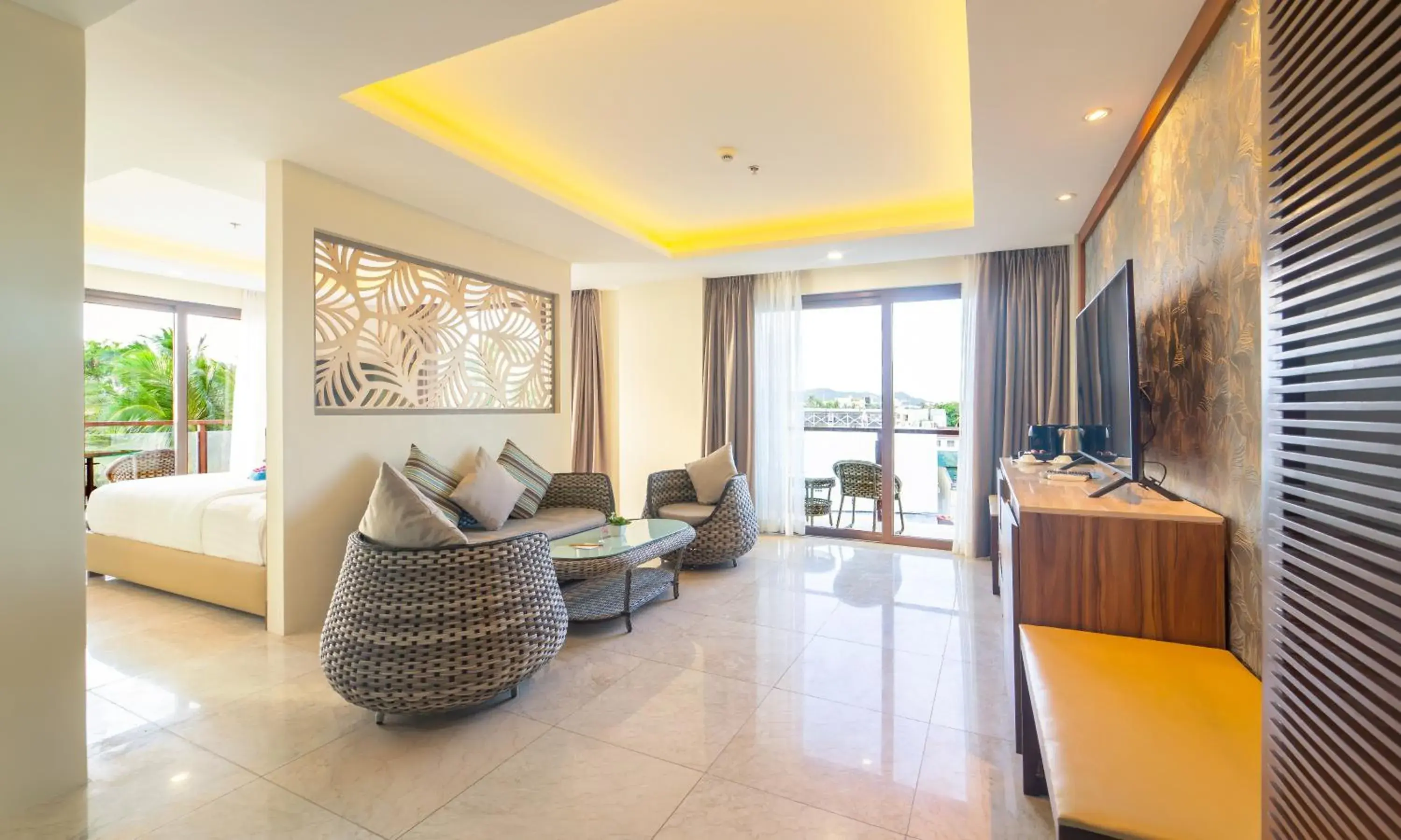 Bed in Boracay Ocean Club Beach Resort Bed in Boracay Ocean Club Beach Resort