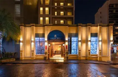 Radisson Suites Bangkok Sukhumvit Radisson Suites Bangkok Sukhumvit