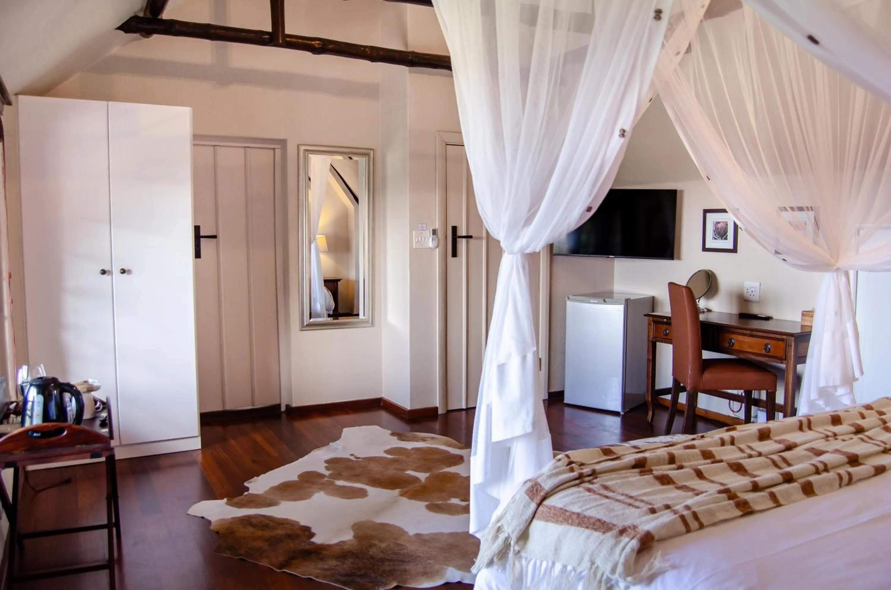 Bed in Ikhaya Safari Lodge