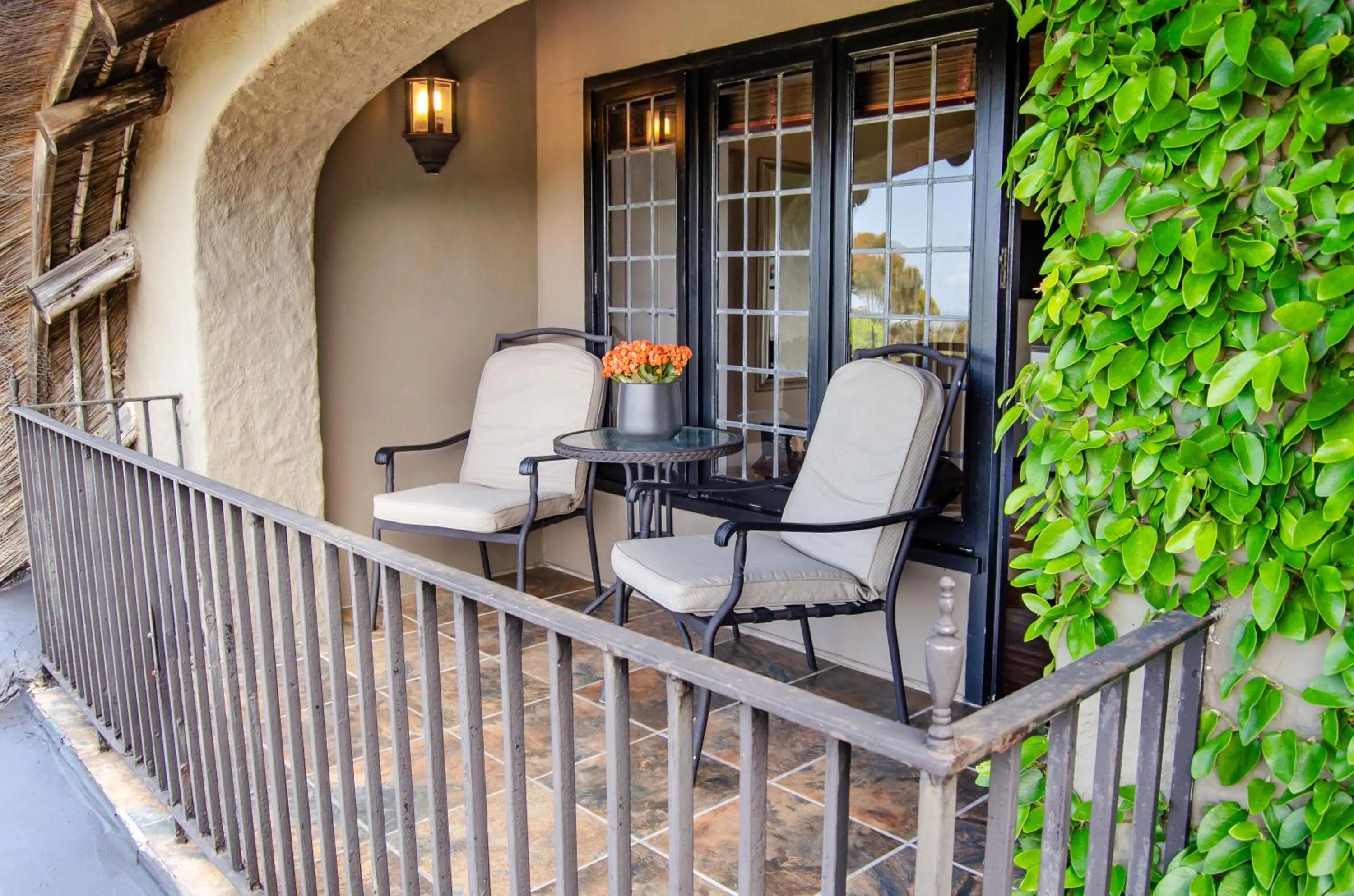 Patio in Ikhaya Safari Lodge