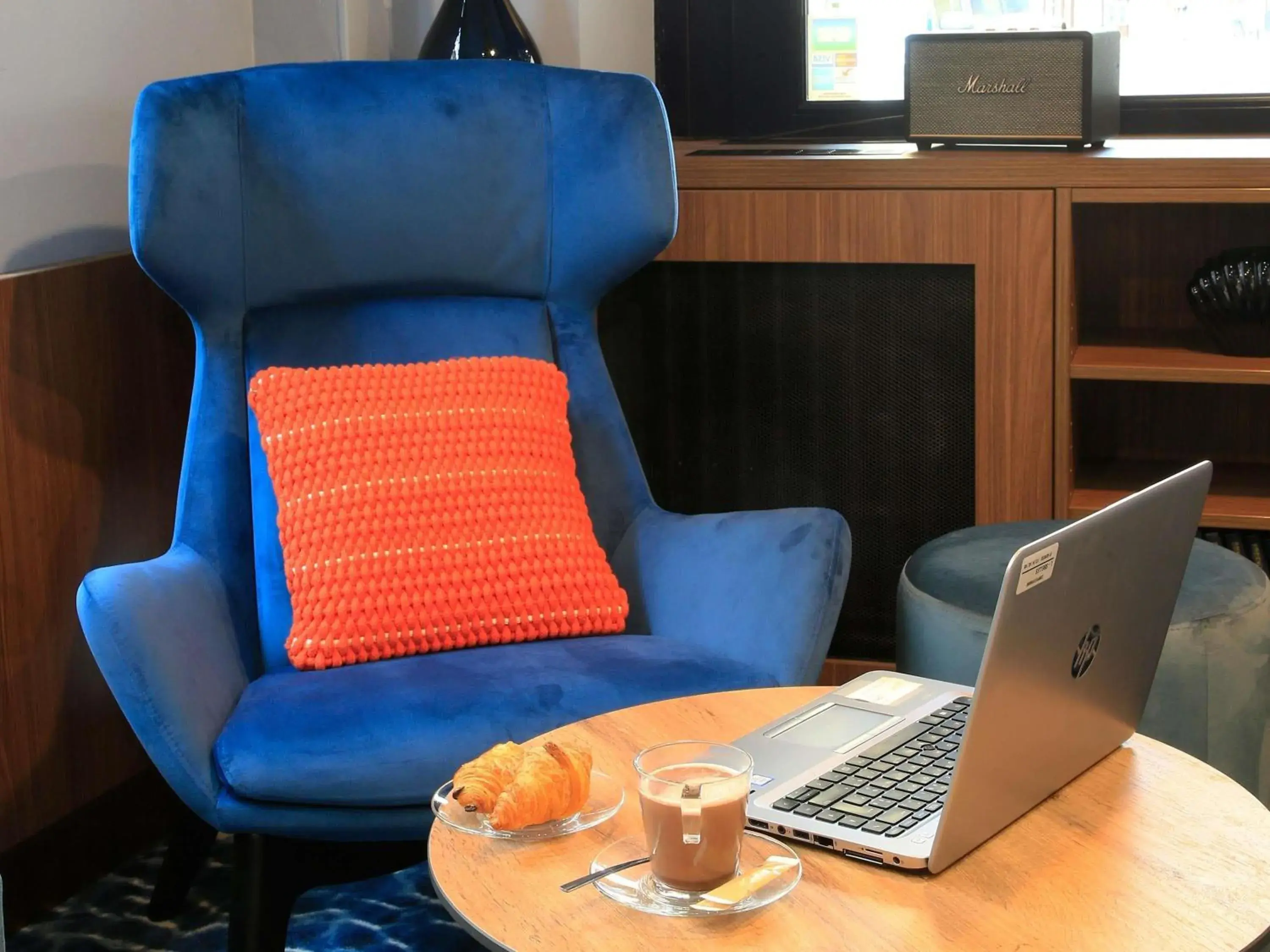 Lounge or bar in ibis Styles Saint Malo Centre Historique Lounge or bar in ibis Styles Saint Malo Centre Historique