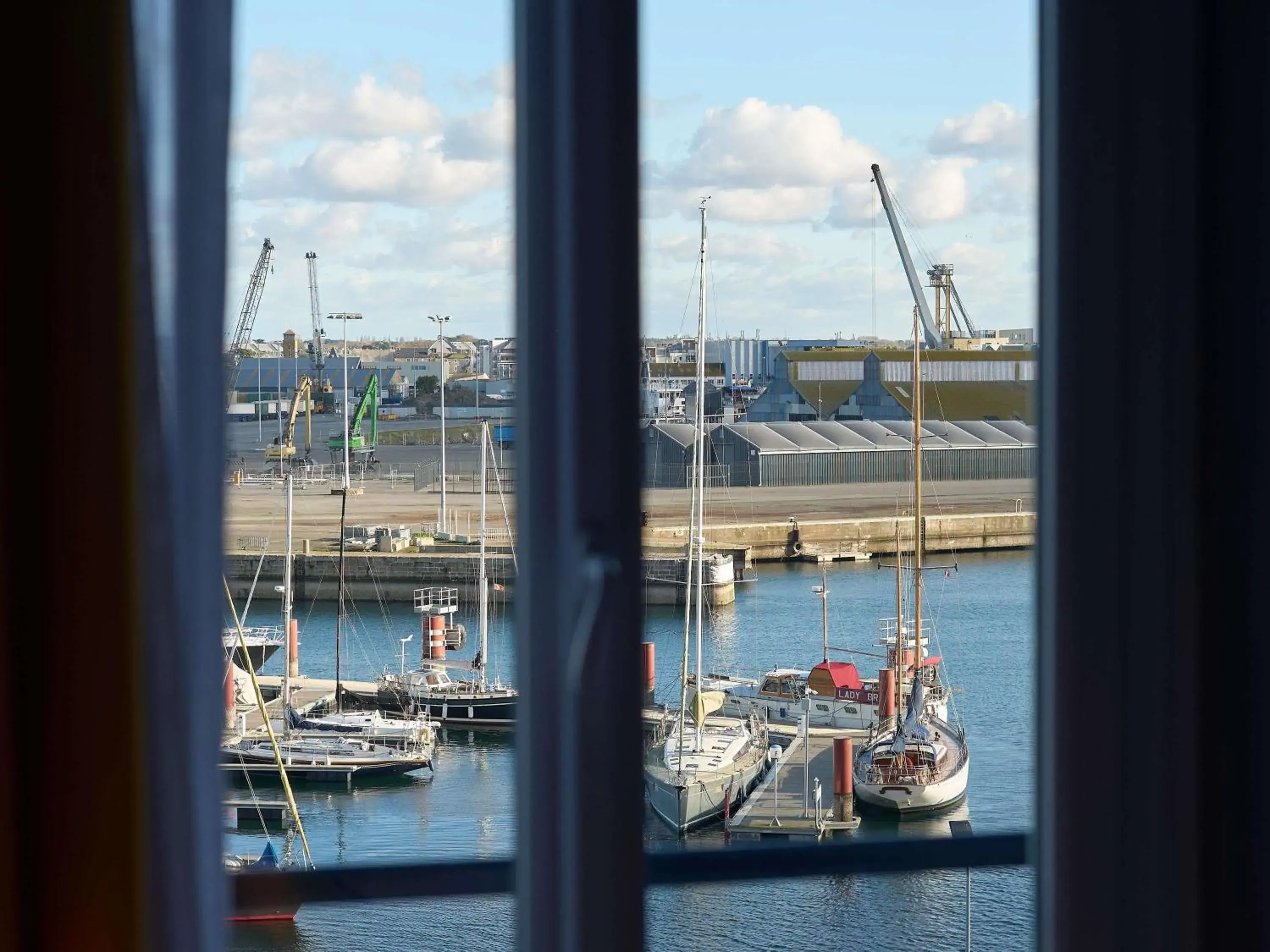 Bedroom in ibis Styles Saint Malo Centre Historique Bedroom in ibis Styles Saint Malo Centre Historique