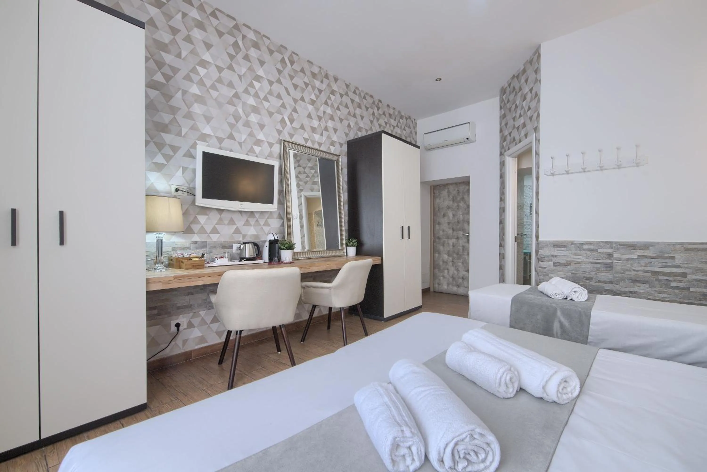 Coffee/tea facilities, Bed in Domus Pietro Inn