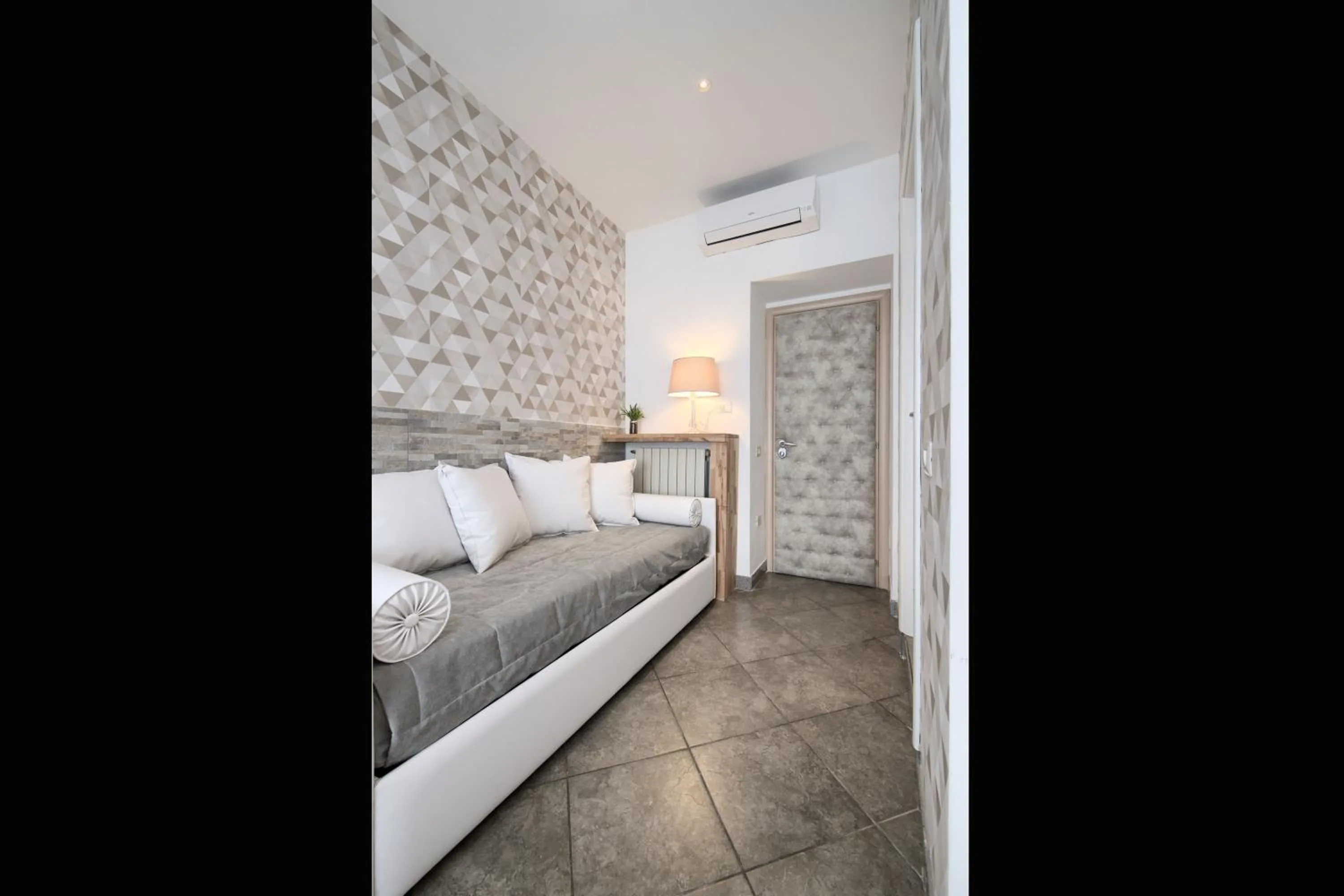 Coffee/tea facilities, Bed in Domus Pietro Inn