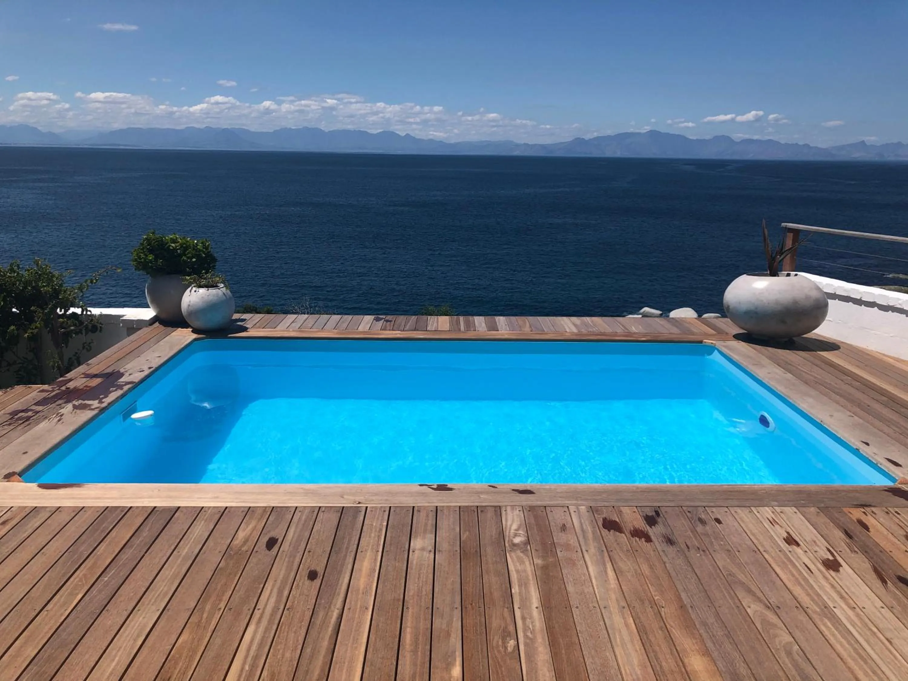 Pool view in Rocklands Seaside Bed and Breakfast