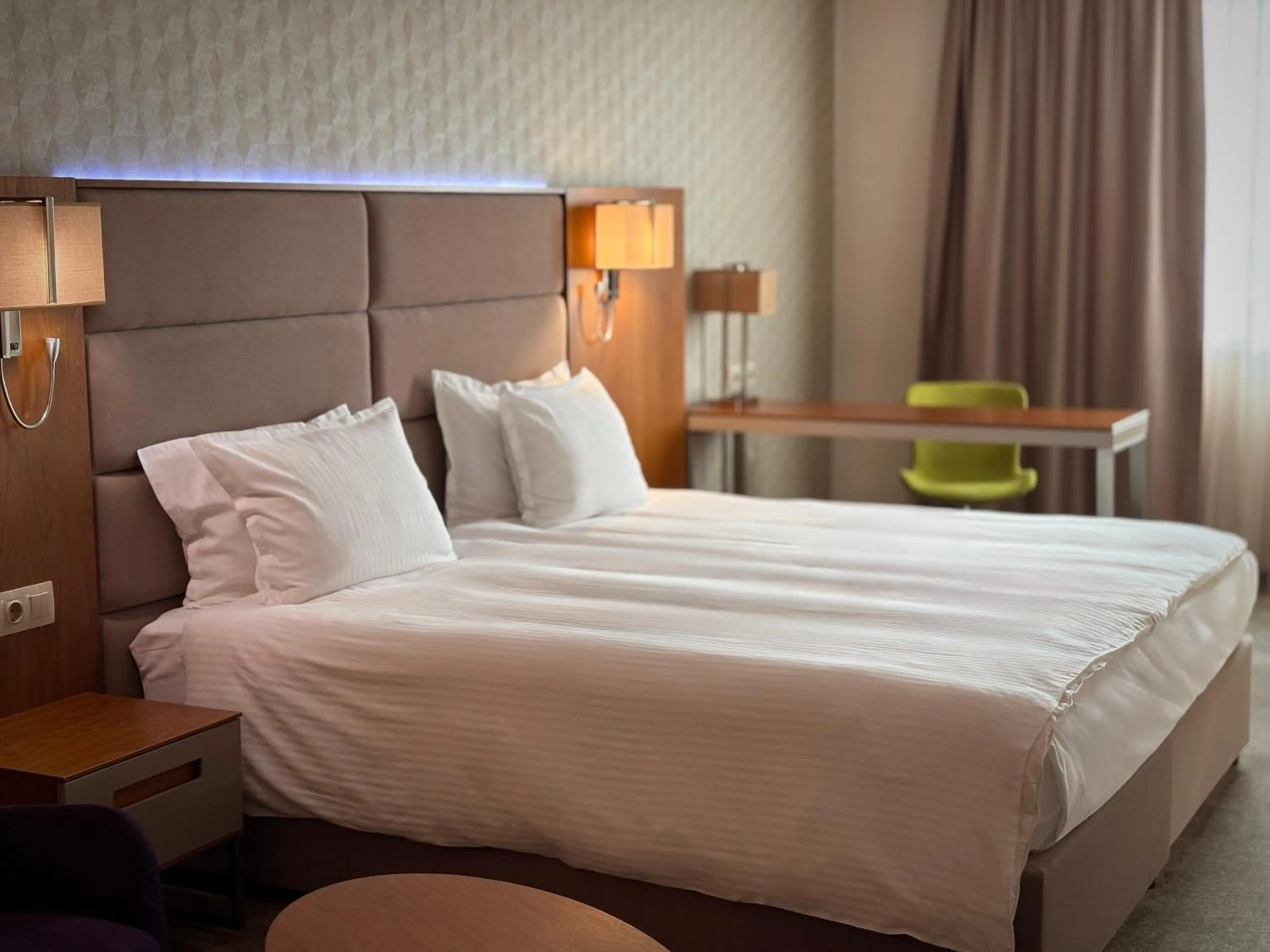 Bed in Hotel Golden Tulip Varna